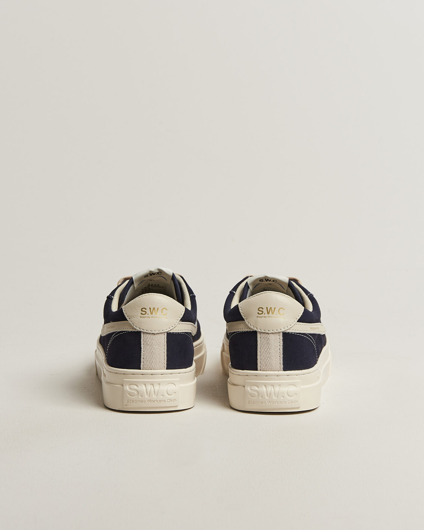 Uomini | Sneakers | Stepney Workers Club | Dellow S-Strike Cupsole Suede Sneaker Navy