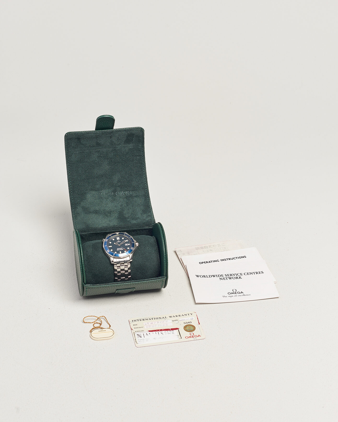 Uomini | Pre-Owned & Vintage Watches | Omega Pre-Owned | Seamaster 300M 