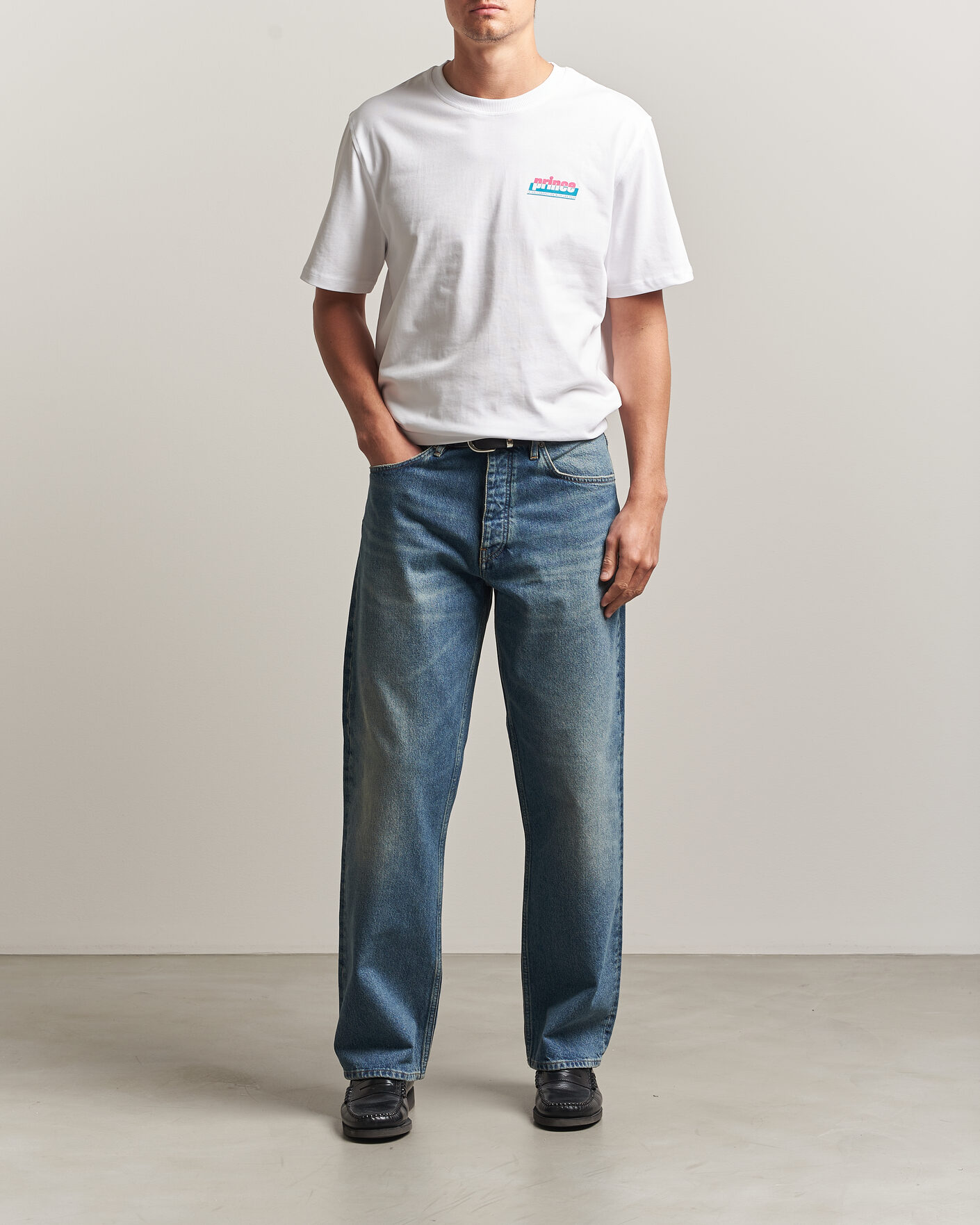 Uomini | T-shirt | LES DEUX | Prince P T-Shirt White