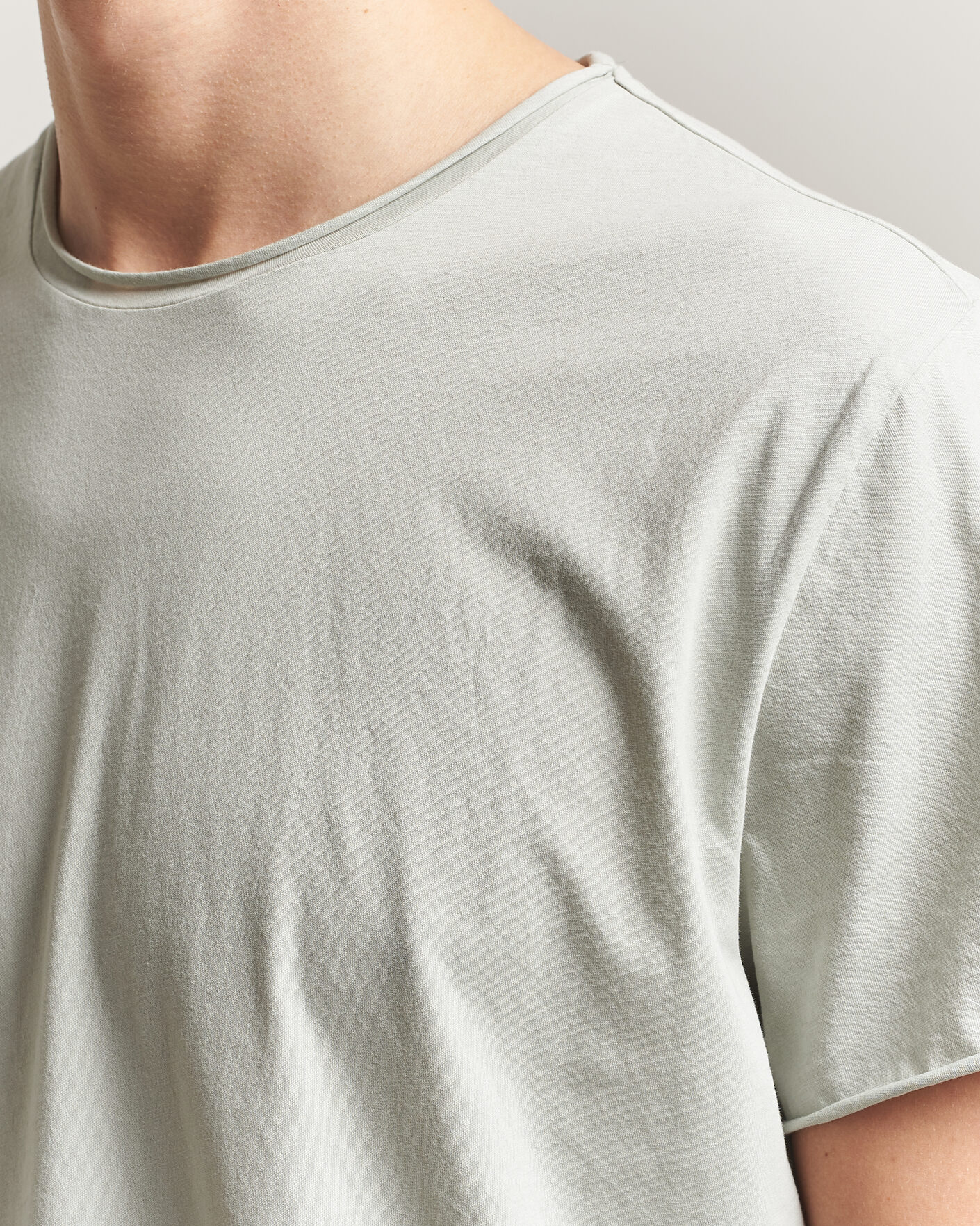 Uomini | T-shirt | Filippa K | Roll Neck Crew Neck T-Shirt Silver Grey