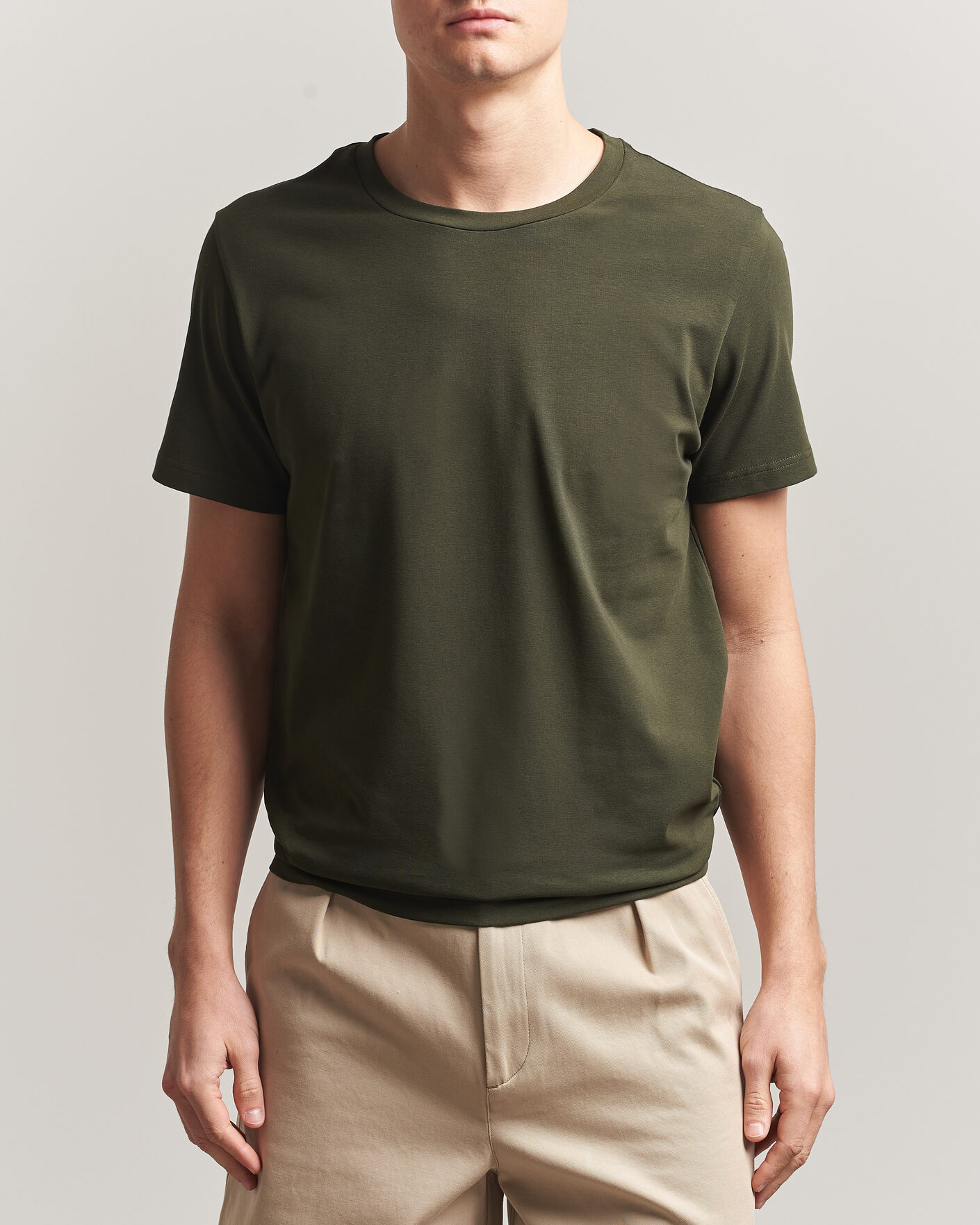 Uomini | T-shirt | Filippa K | Soft Lycra T-Shirt Midnight Olive