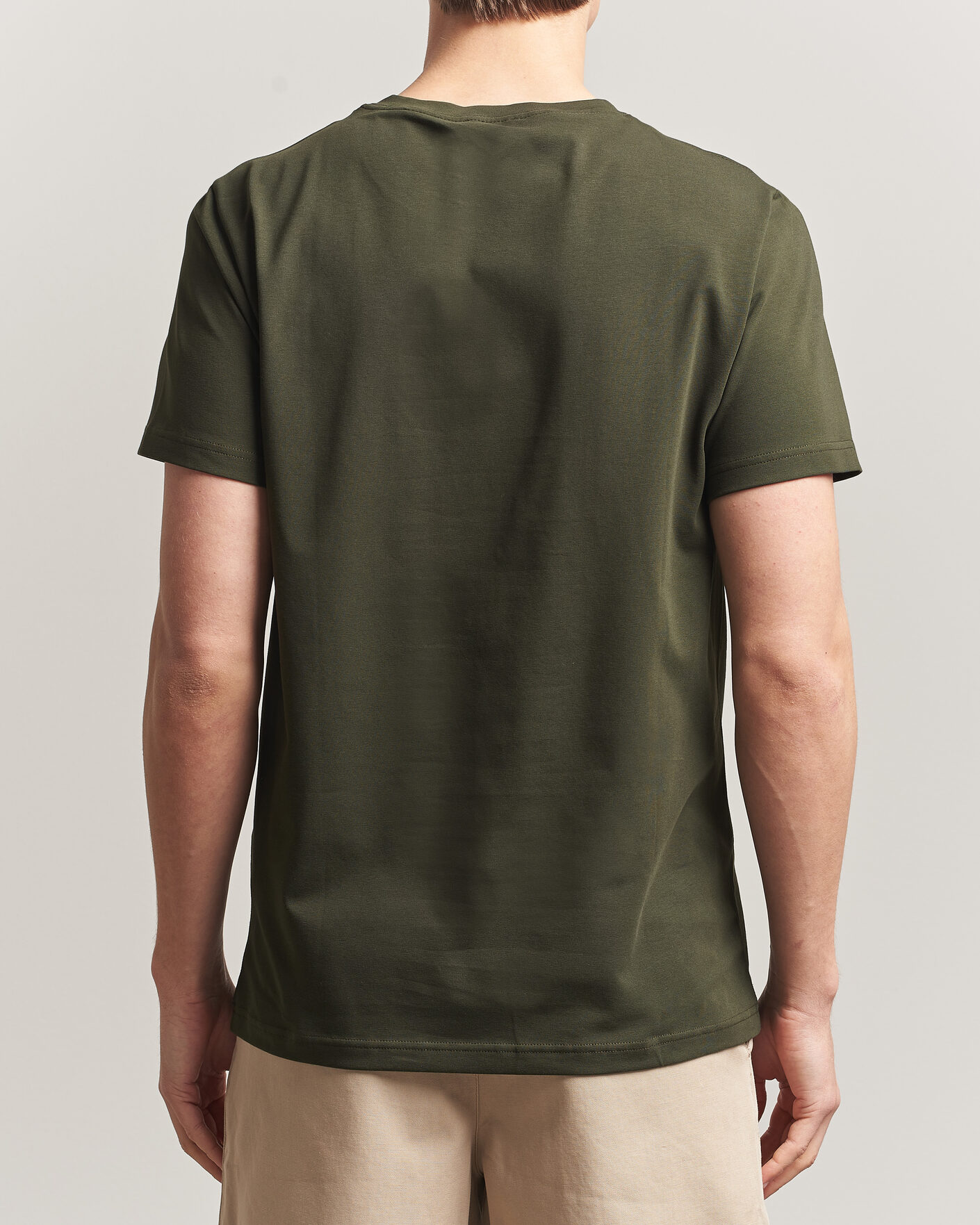 Uomini | T-shirt | Filippa K | Soft Lycra T-Shirt Midnight Olive