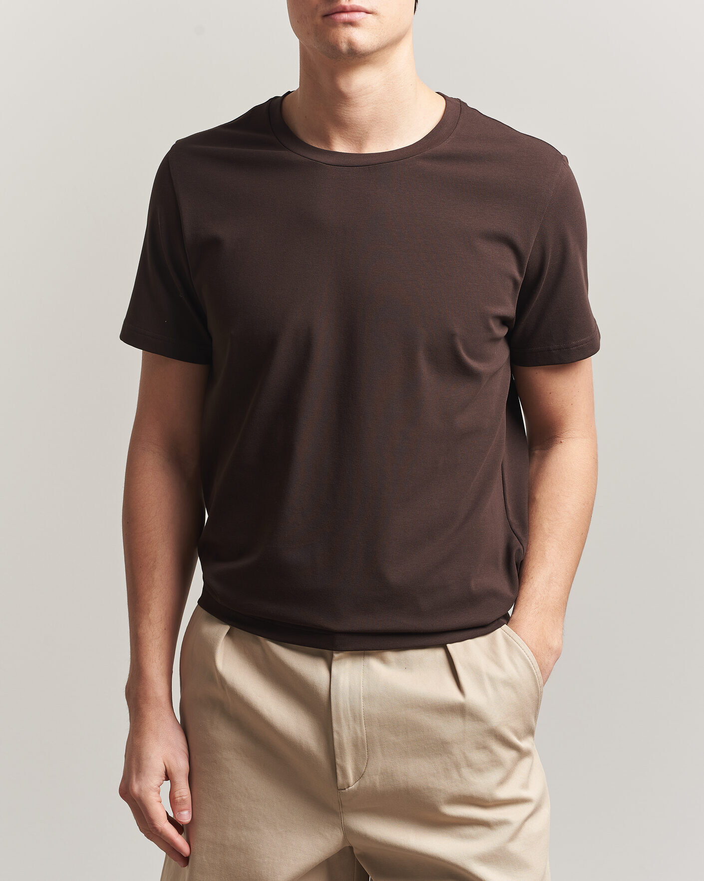 Uomini | T-shirt | Filippa K | Soft Lycra T-Shirt Dark Chocolate