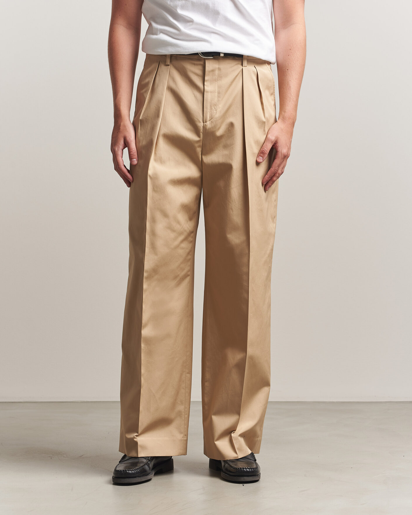 Uomini | Pantaloni | Filippa K | Milo Cotton Trousers Canvas Beige