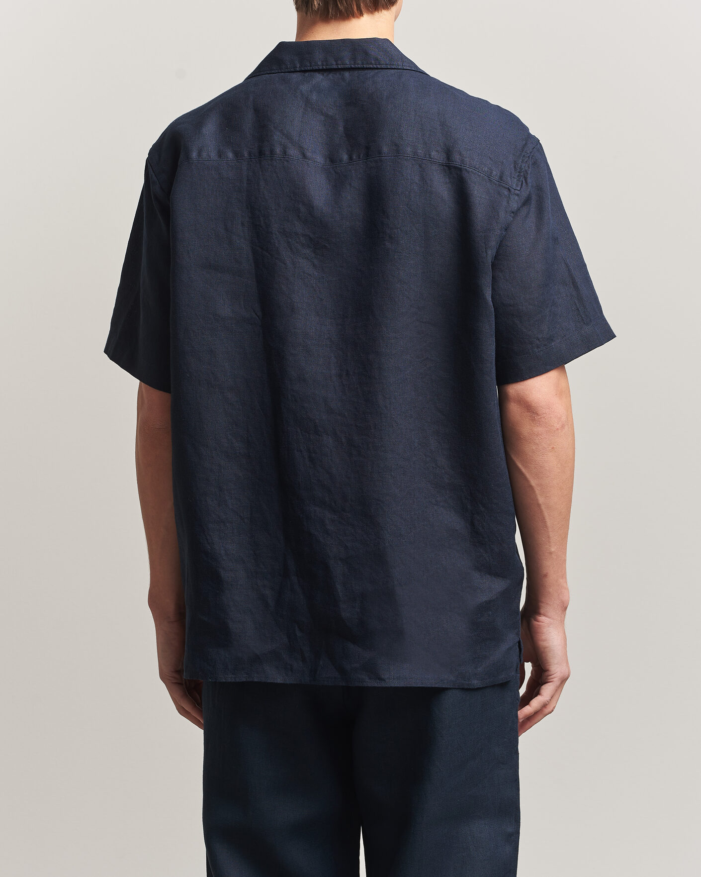 Uomini | Camicie | J.Lindeberg | Elio Linen Short Sleeve Shirt Navy