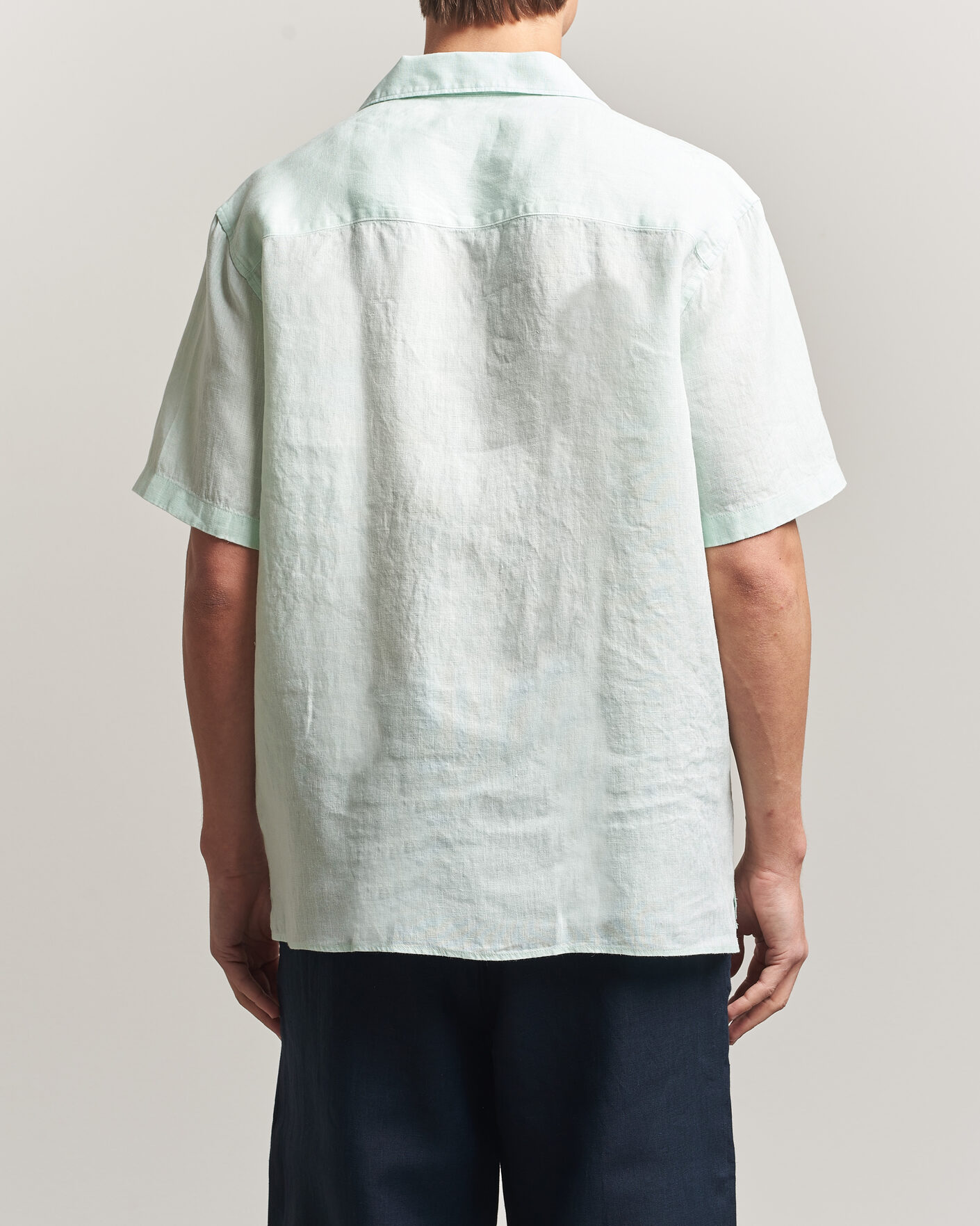 Uomini | Camicie | J.Lindeberg | Elio Linen Short Sleeve Shirt Bay Green