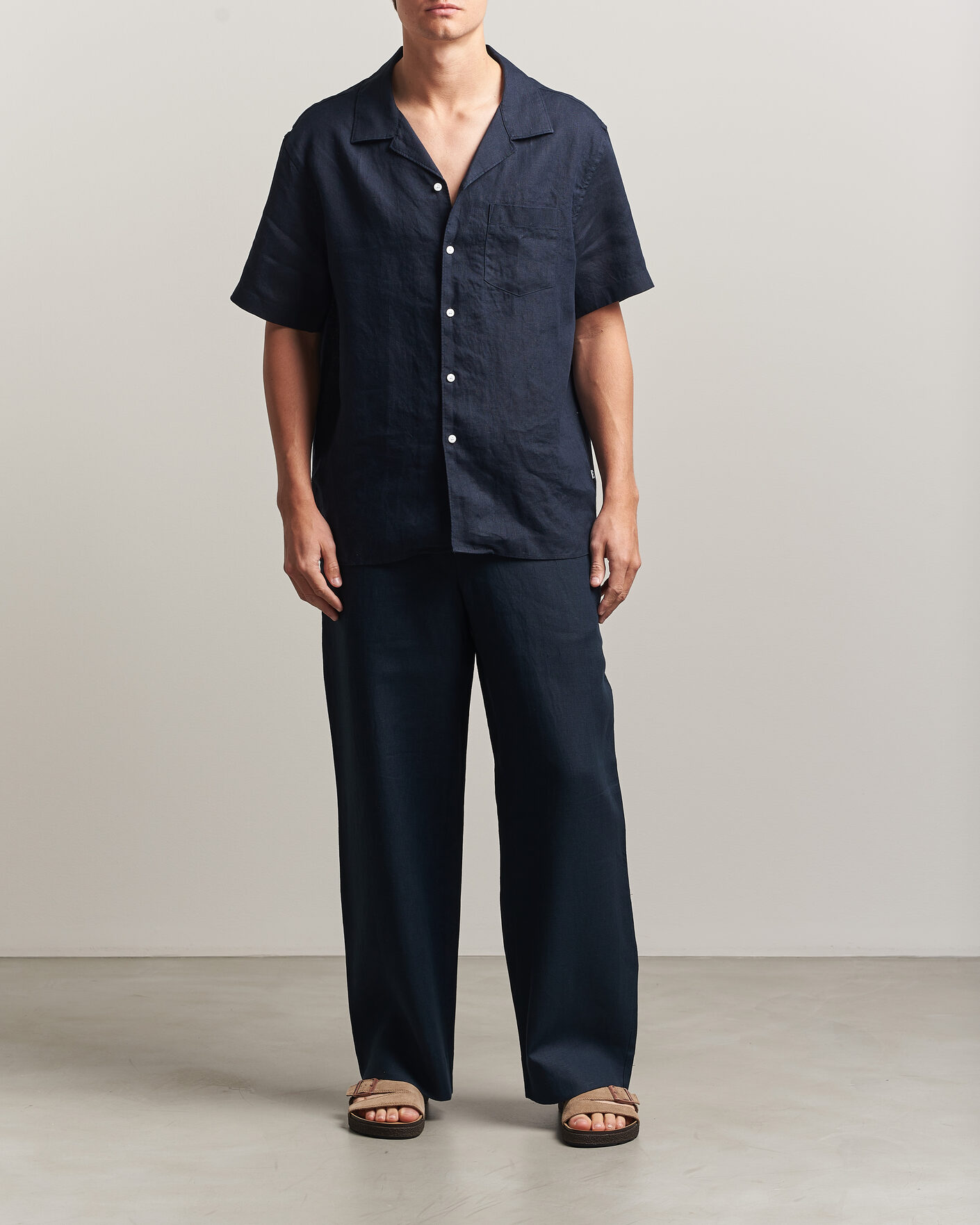 Uomini | Pantaloni | J.Lindeberg | Noah Drape Linen Pants Navy