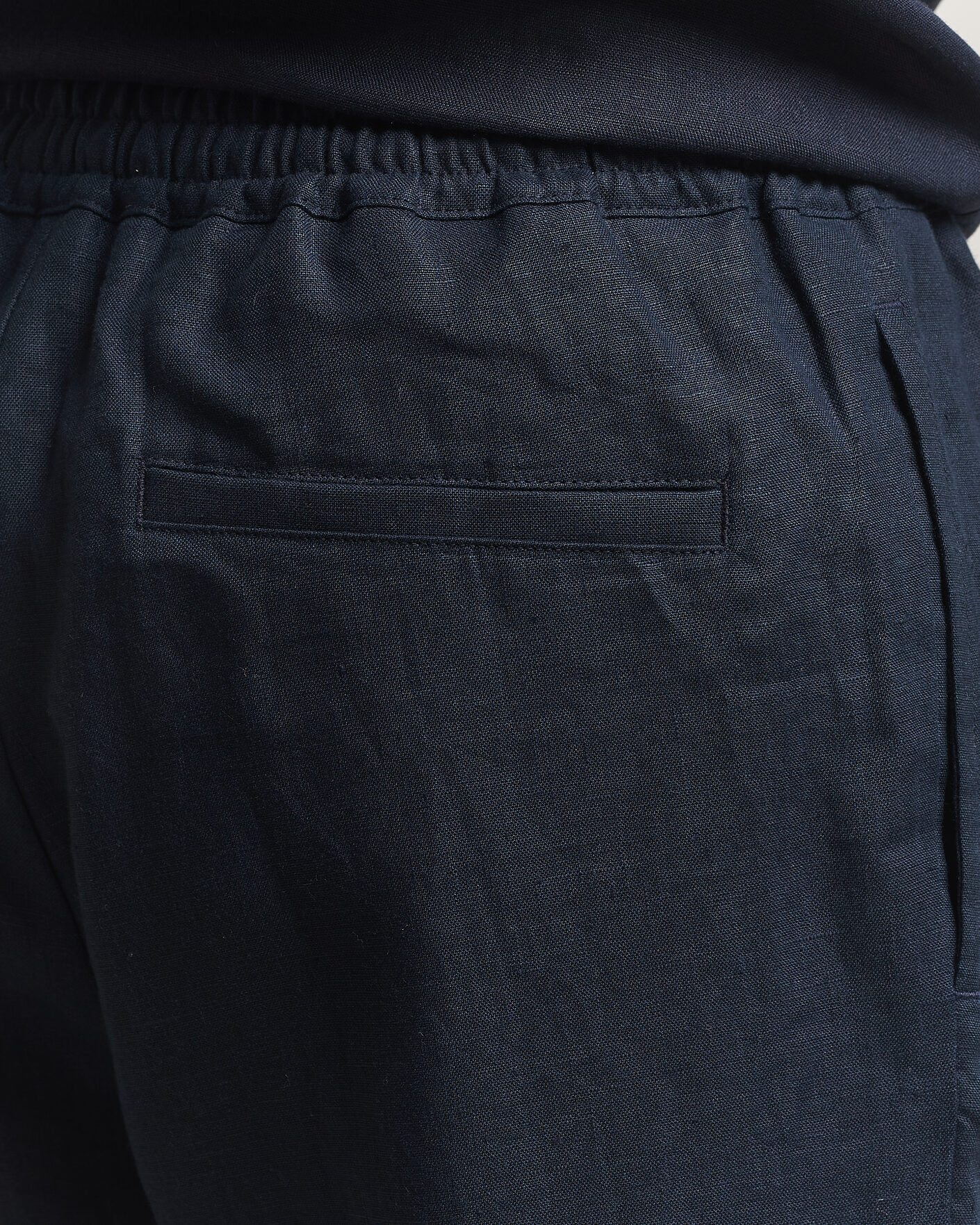 Uomini | Pantaloni | J.Lindeberg | Noah Drape Linen Pants Navy