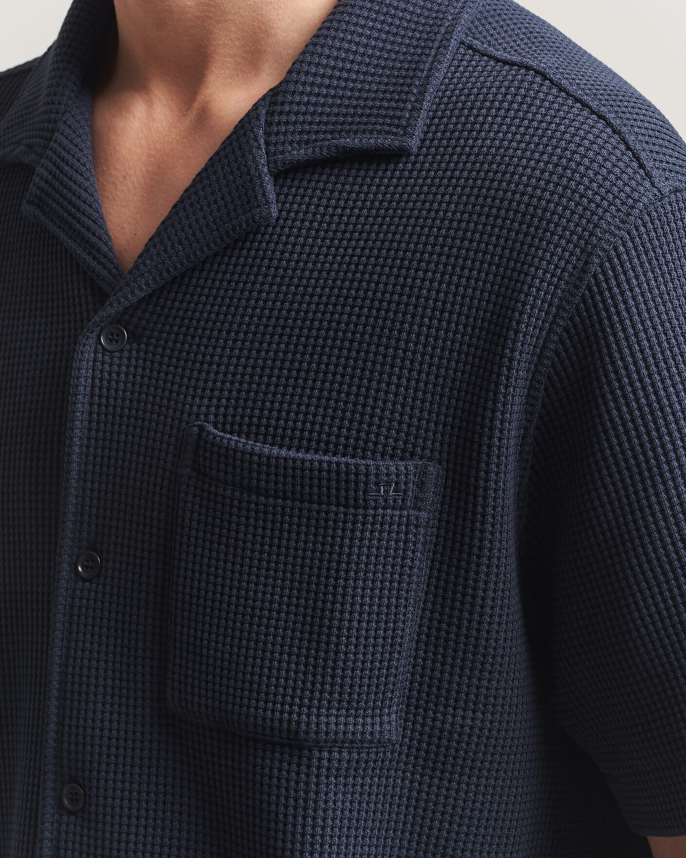 Uomini | Camicie | J.Lindeberg | Theron Waffle Resort Shirt Navy