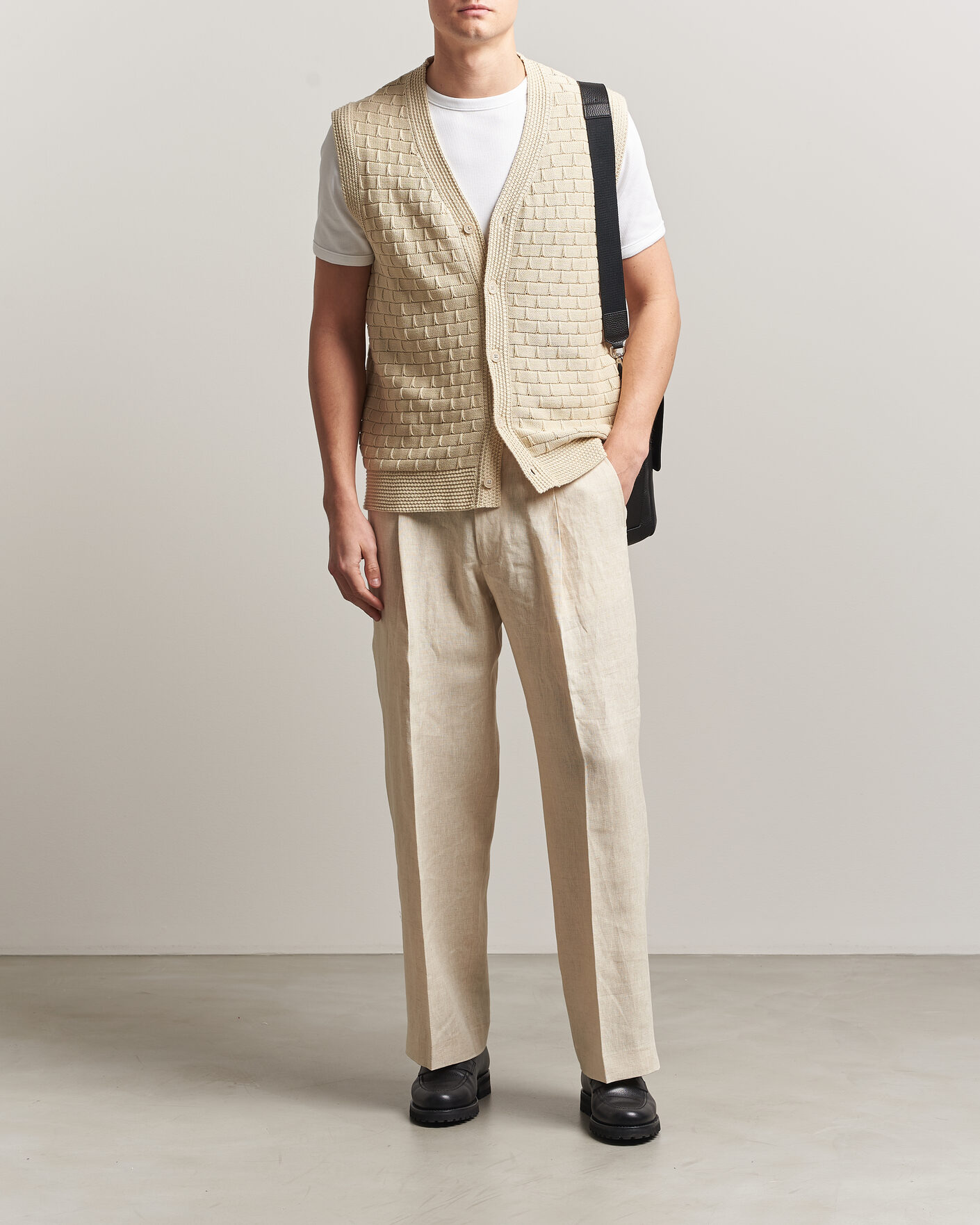 Uomini | Pantaloni | NN07 | Kay Relaxed Fit Linen Trousers Oat