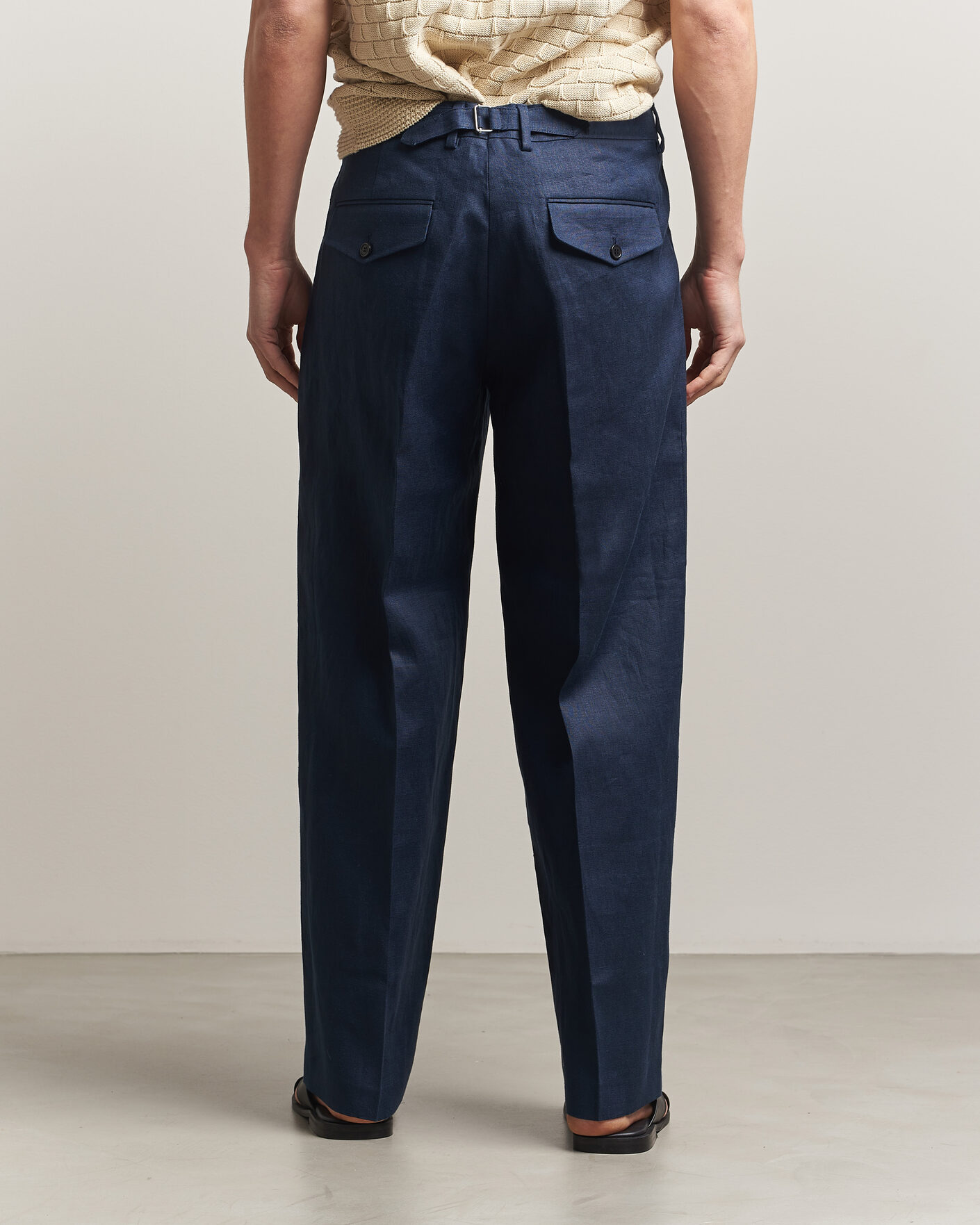 Uomini | Pantaloni | NN07 | Justin Linen Double Pleated Trousers Navy Blue