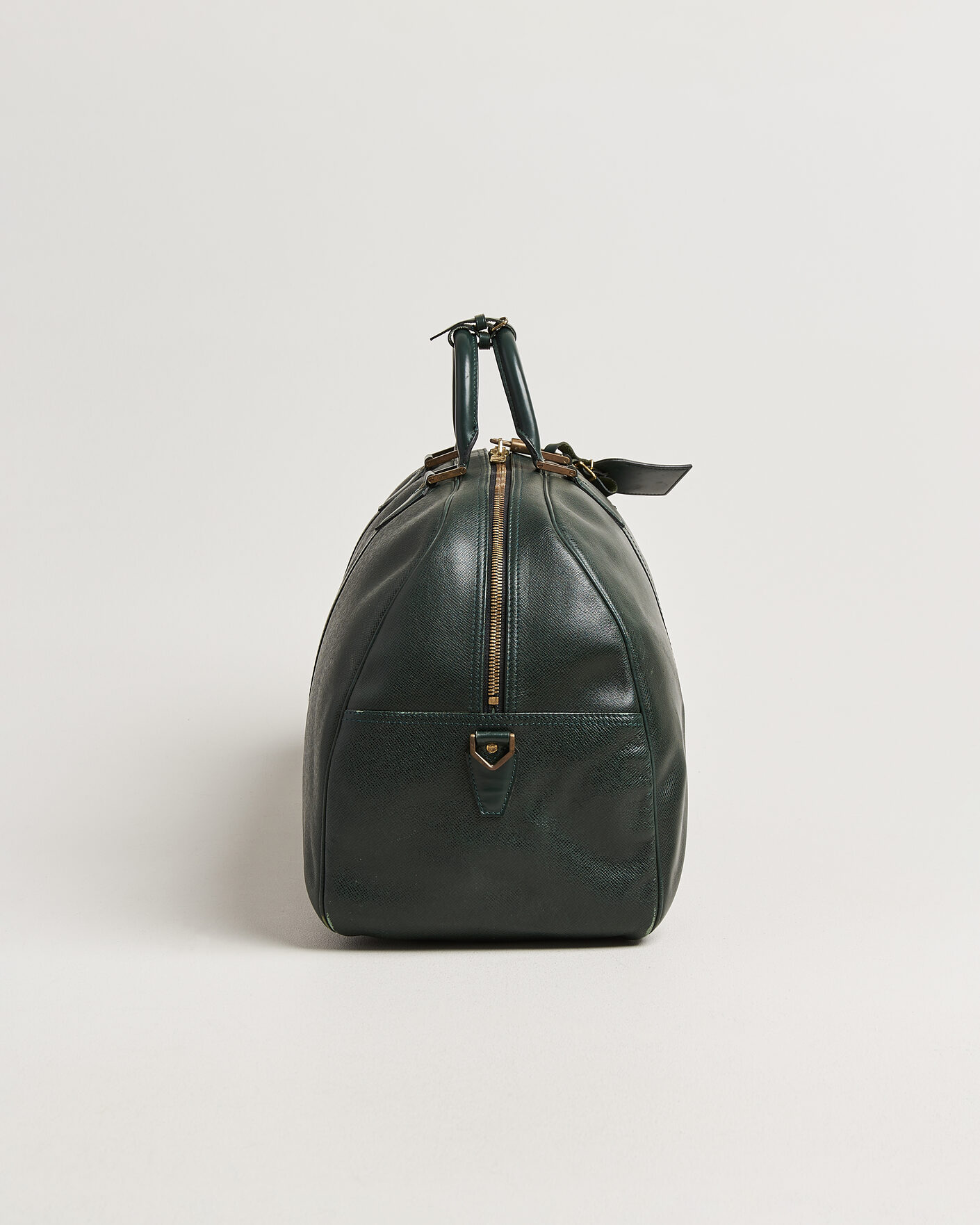 Uomini | Pre-Owned & Vintage Bags | Louis Vuitton Pre-Owned | Taiga Kendall Weekend Bag GM Green