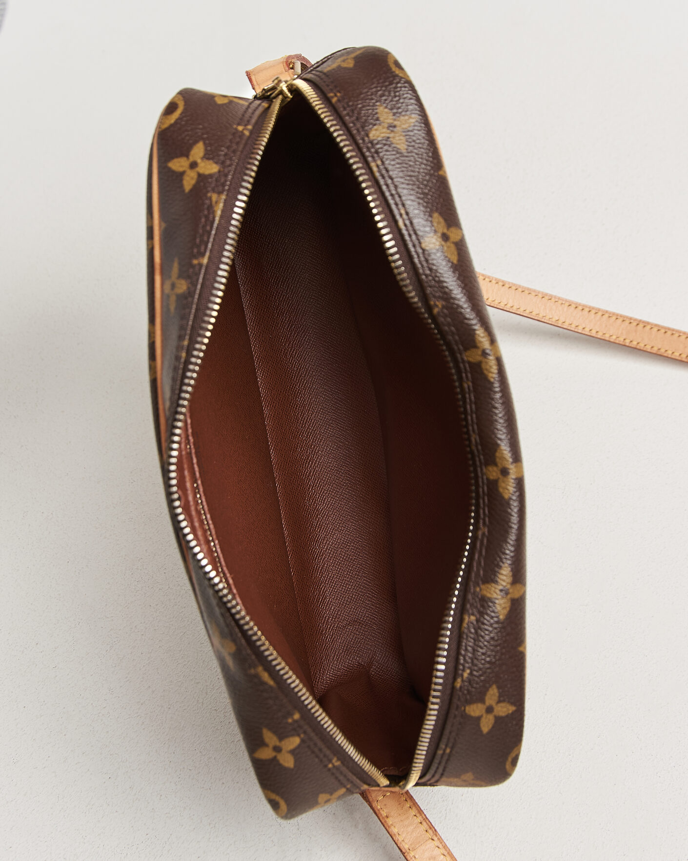 Uomini | Pre-Owned & Vintage Bags | Louis Vuitton Pre-Owned | Trocadero 27 Bag Monogram