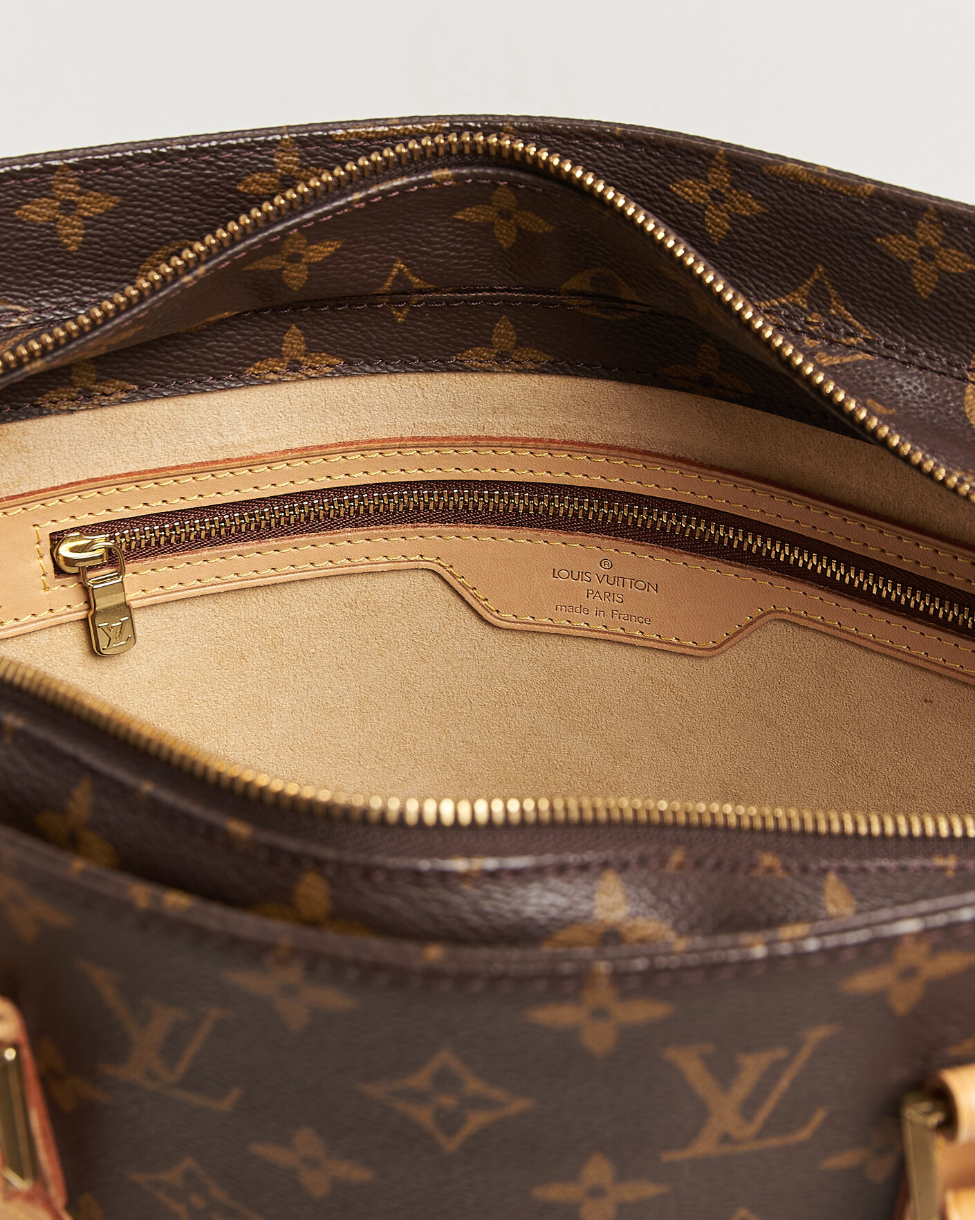 Uomini | Pre-Owned & Vintage Bags | Louis Vuitton Pre-Owned | Luco Bag Monogram