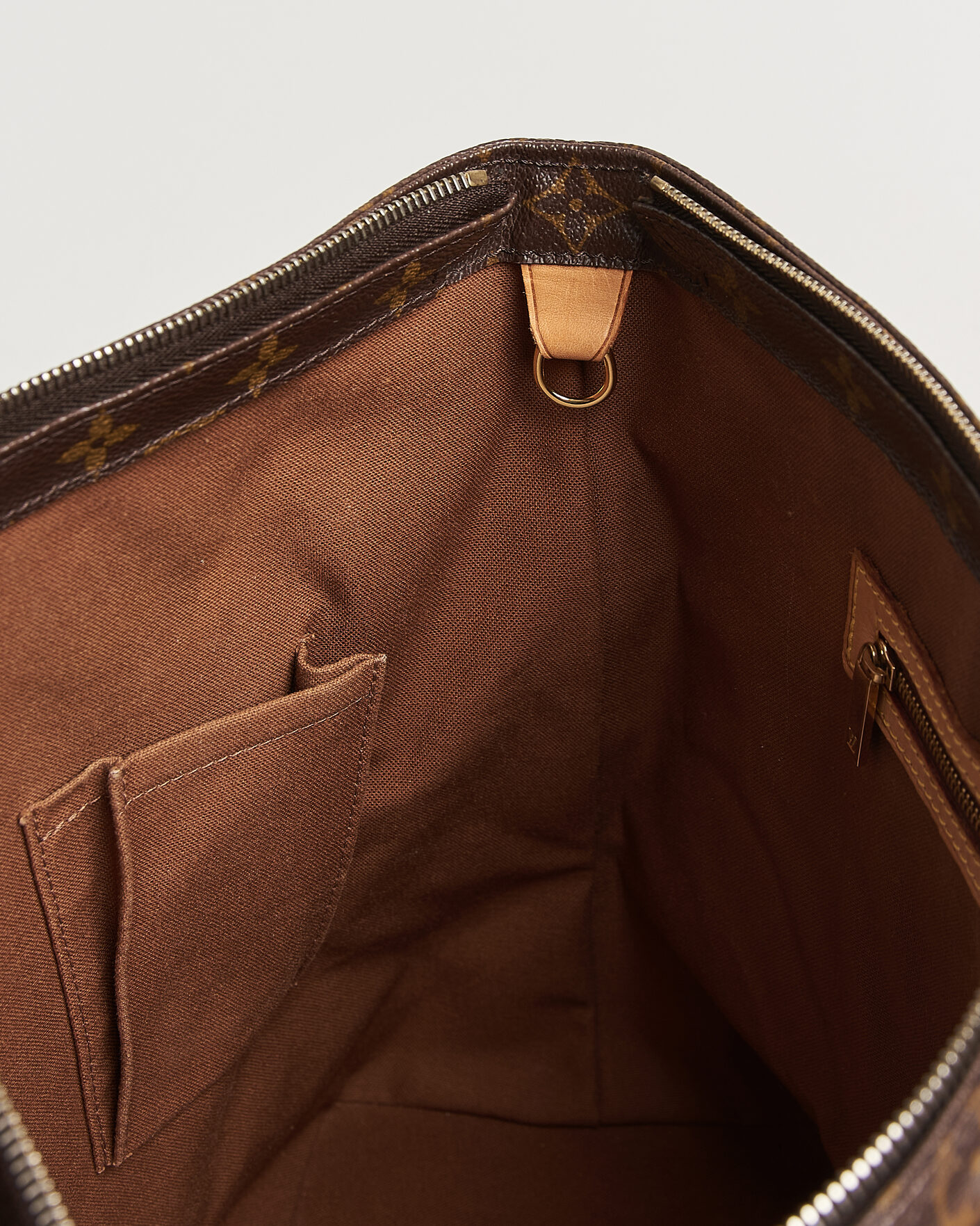 Uomini | Pre-Owned & Vintage Bags | Louis Vuitton Pre-Owned | Cabas Mezzo Monogram