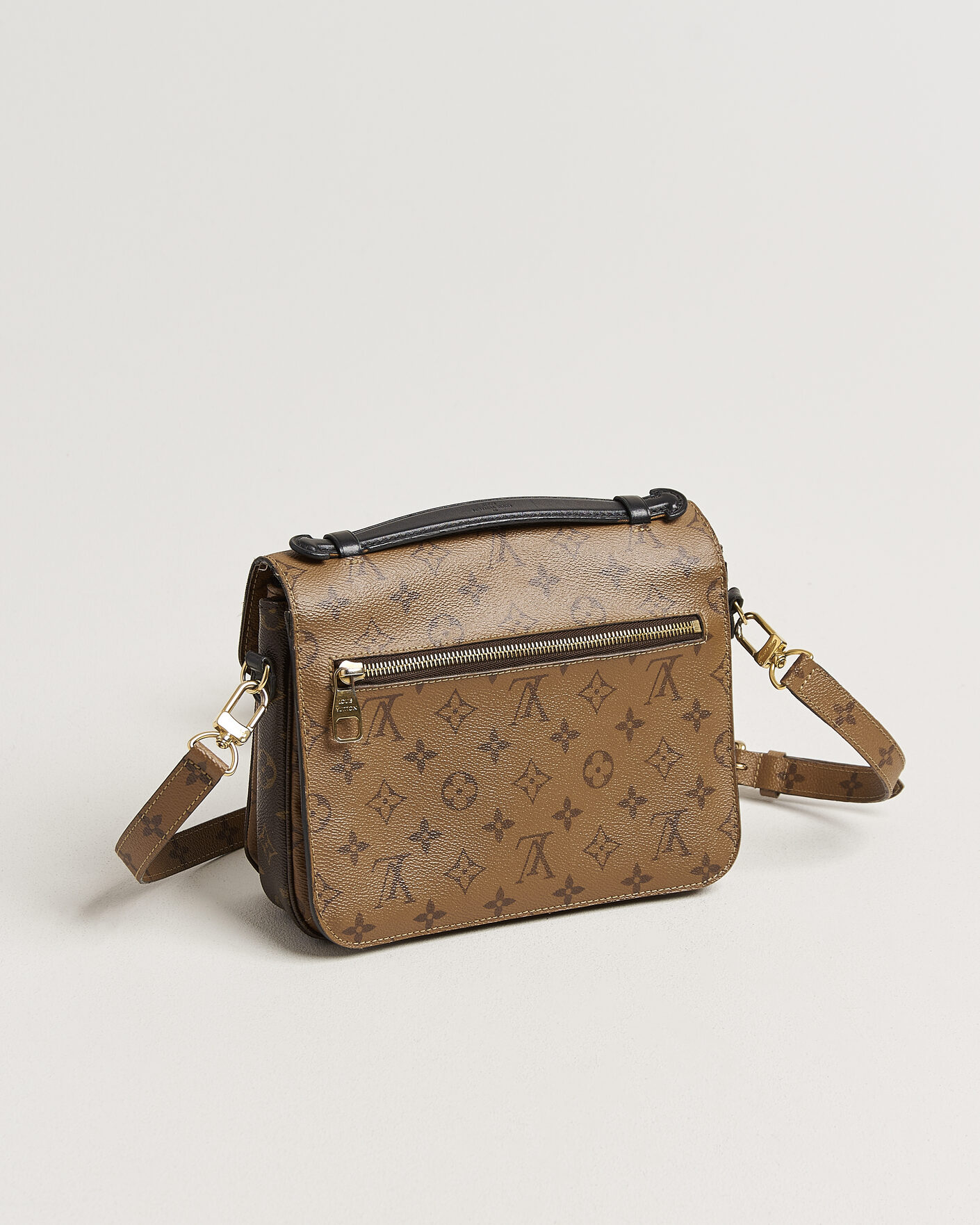 Uomini | Pre-Owned & Vintage Bags | Louis Vuitton Pre-Owned | Pochette Métis Reverse Monogram