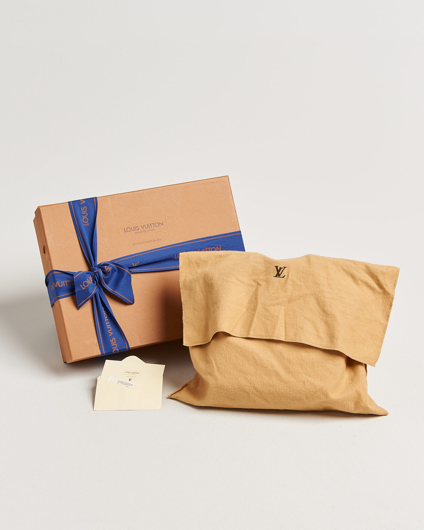 Uomini | Pre-Owned & Vintage Bags | Louis Vuitton Pre-Owned | Spontini Bag Monogram