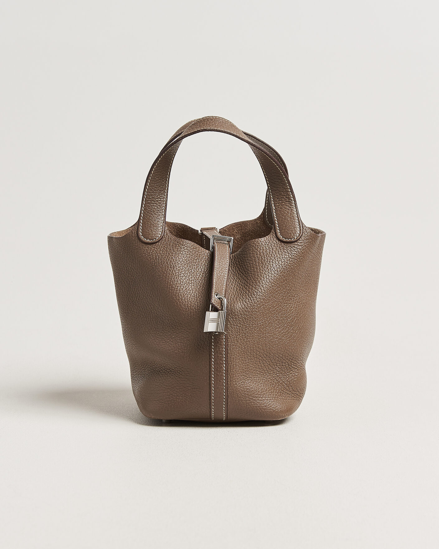 Uomini | Pre-Owned & Vintage Bags | Hermès Pre-Owned | Picotin Lock 18 Etoupe