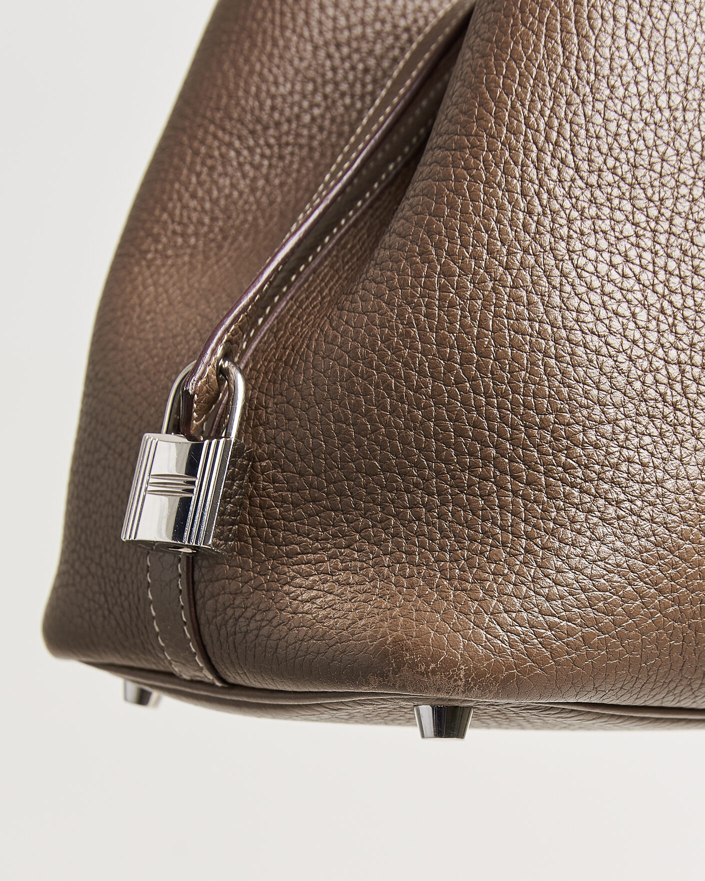 Uomini | Pre-Owned & Vintage Bags | Hermès Pre-Owned | Picotin Lock 18 Etoupe