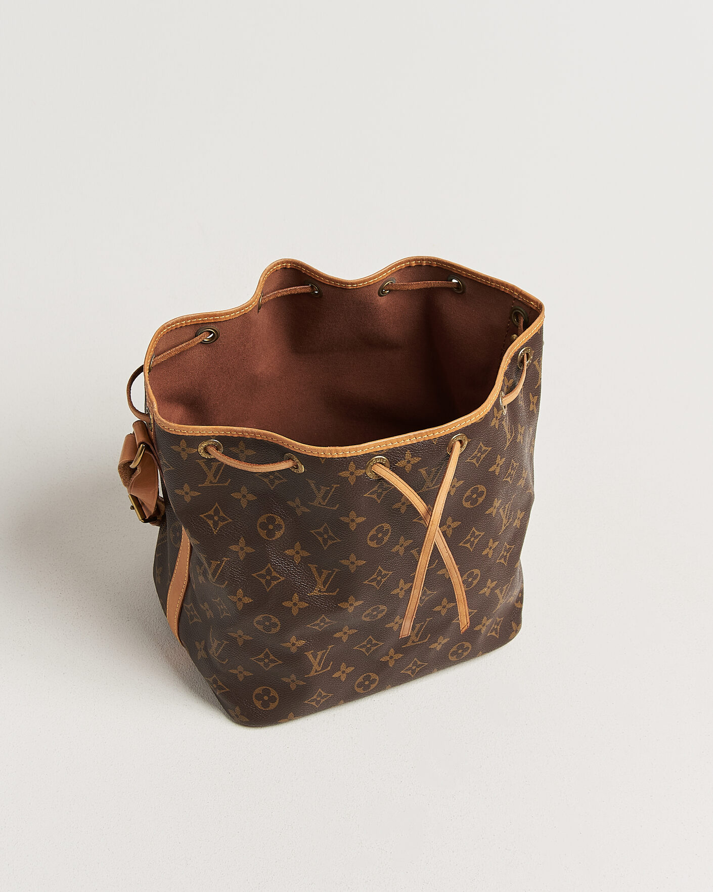 Uomini | Pre-Owned & Vintage Bags | Louis Vuitton Pre-Owned | Petit Noé Monogram
