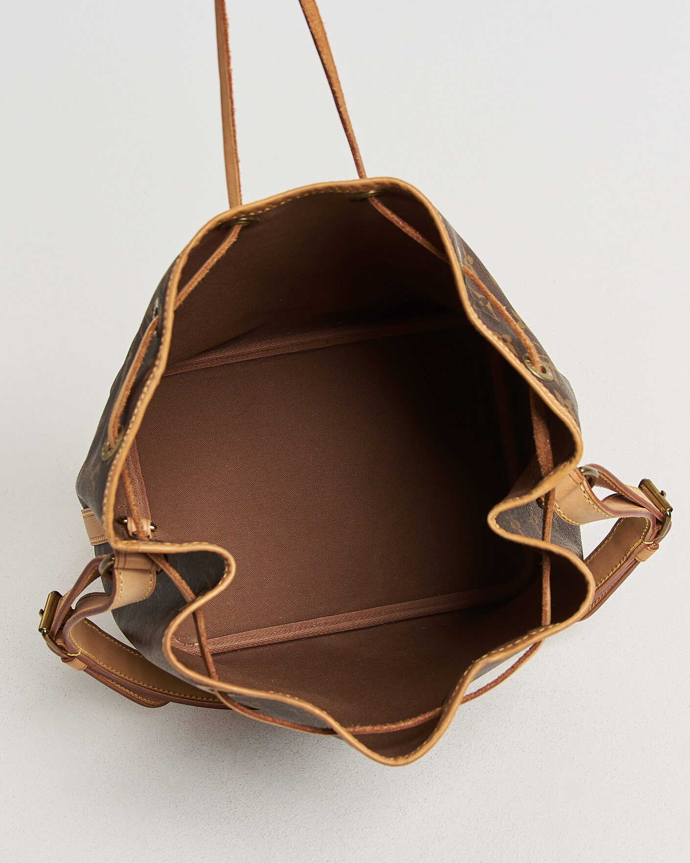 Uomini | Pre-Owned & Vintage Bags | Louis Vuitton Pre-Owned | Petit Noé Monogram