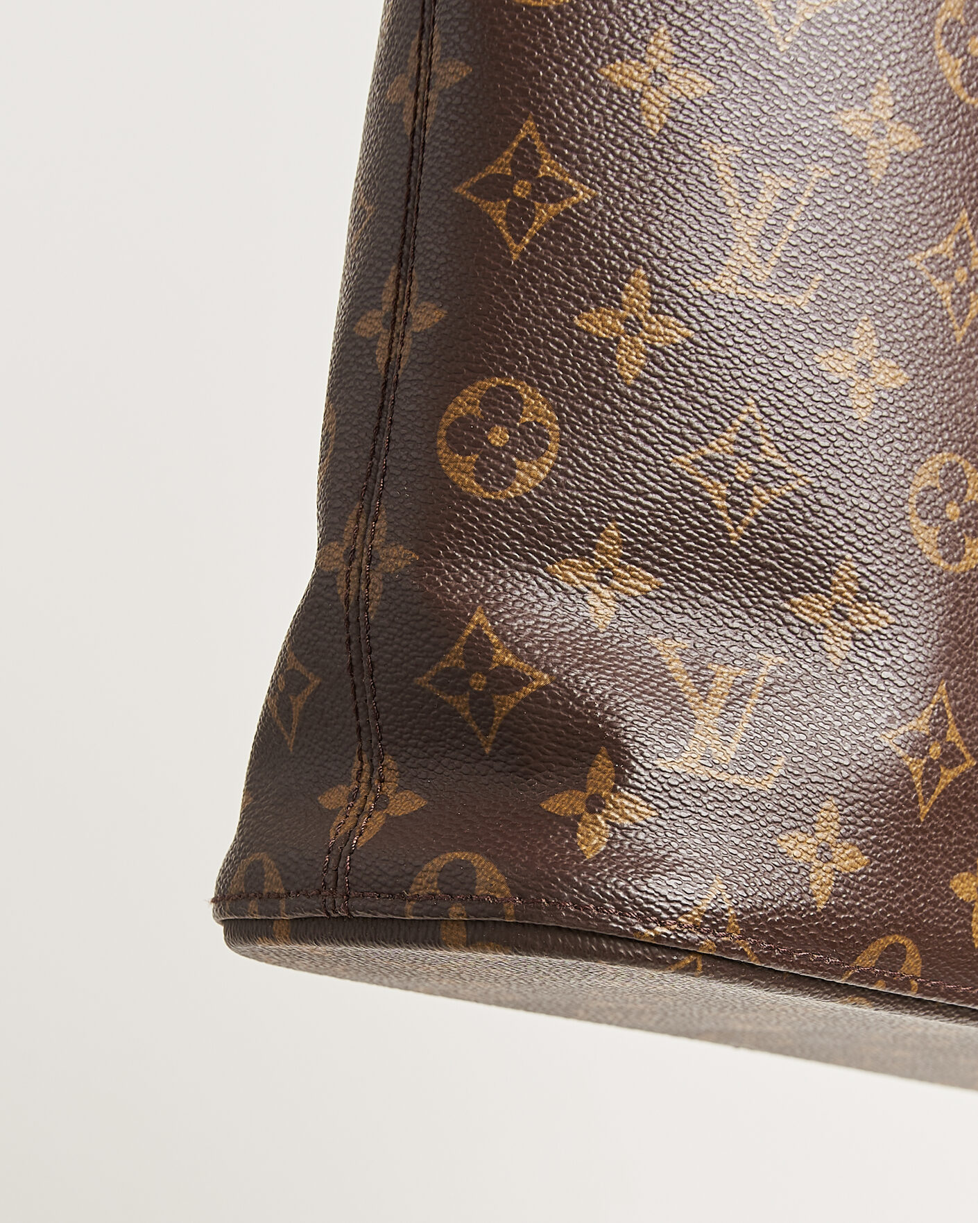 Uomini | Pre-Owned & Vintage Bags | Louis Vuitton Pre-Owned | Vavin Bag GM Monogram