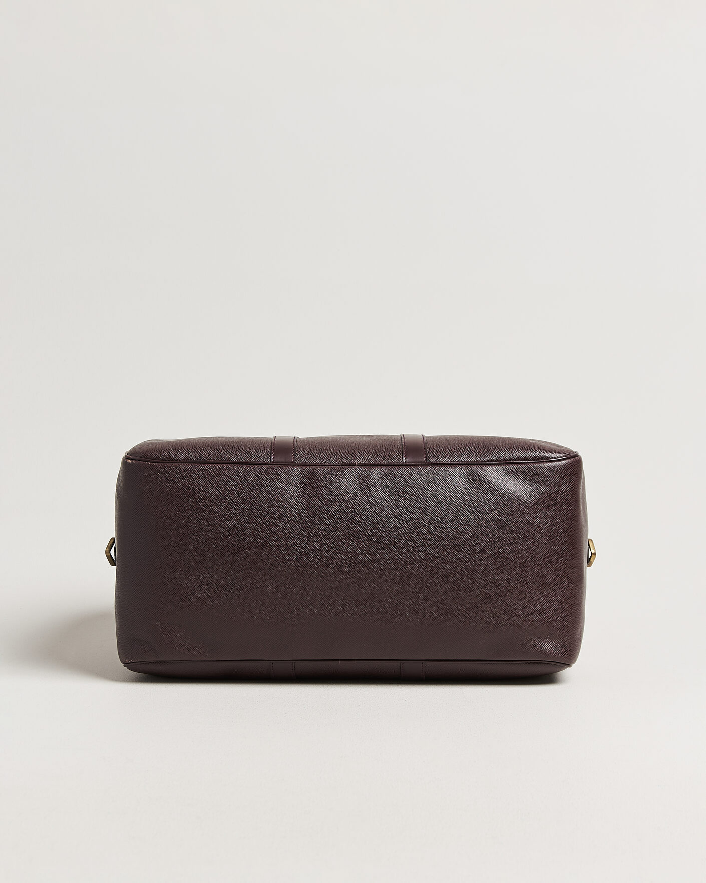 Uomini | Pre-Owned & Vintage Bags | Louis Vuitton Pre-Owned | Taiga Kendall Weekend Bag PM Burgundy