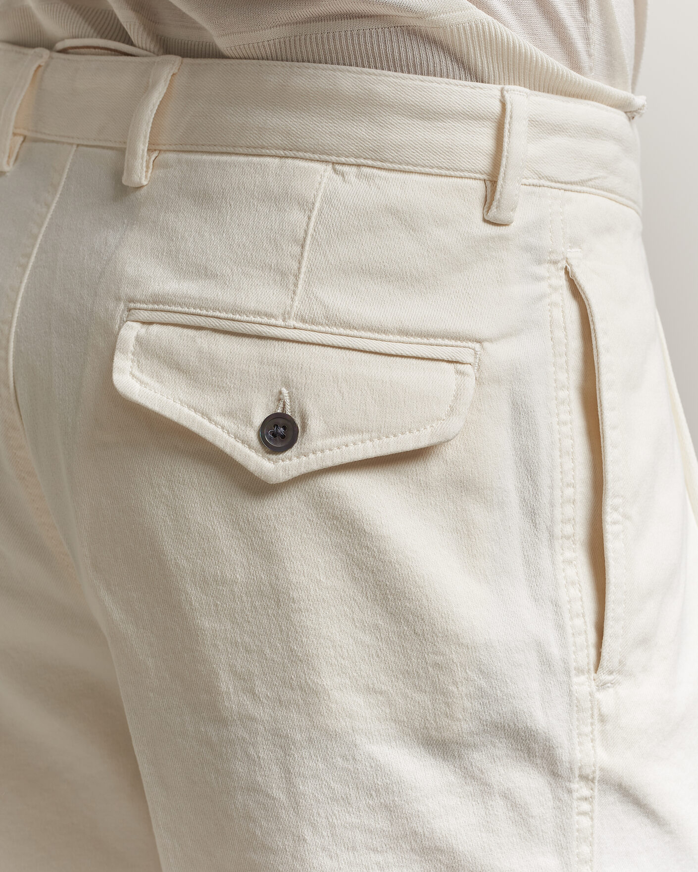 Uomini | Pantaloncini | Oscar Jacobson | Tanker Pleat Shorts White