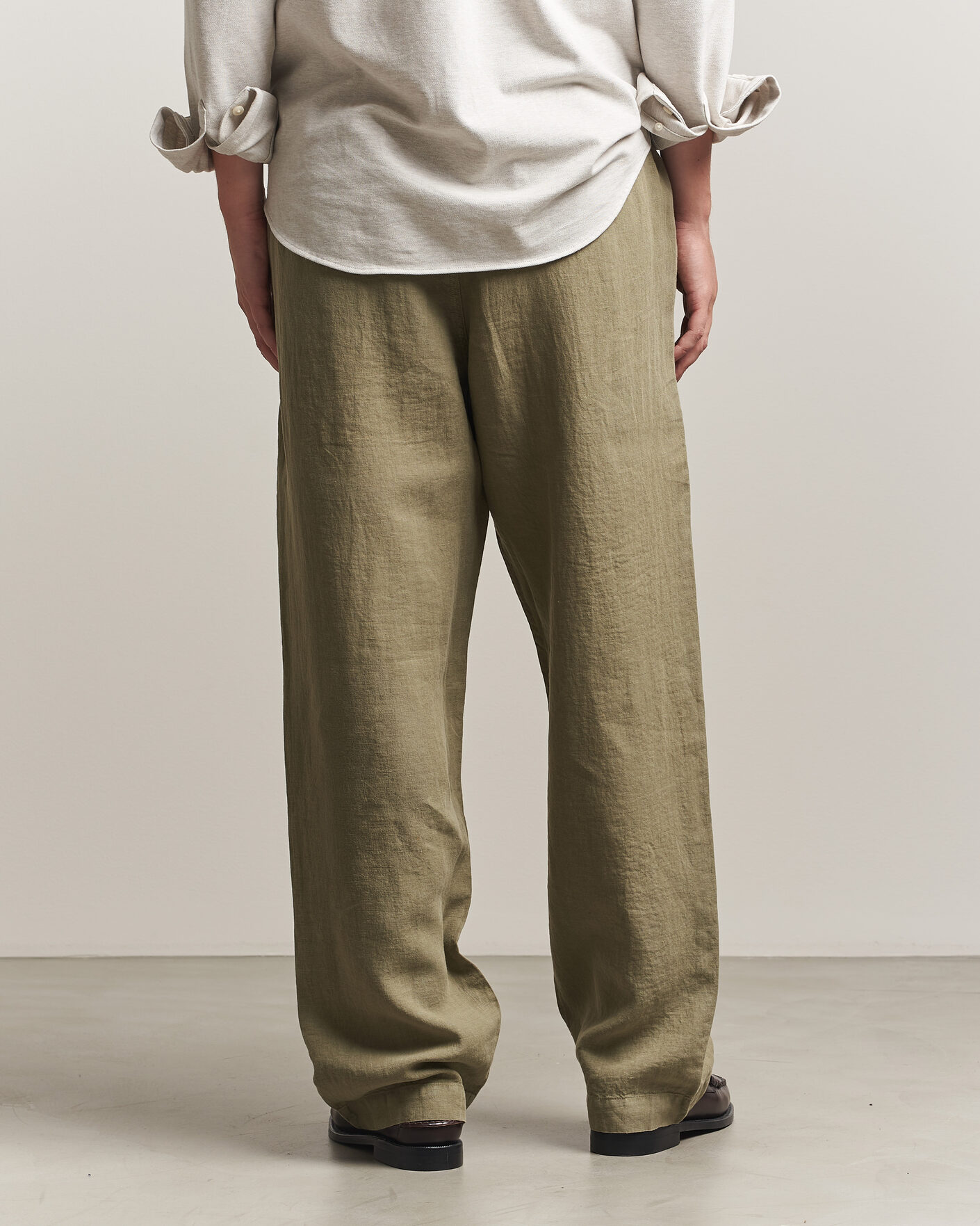 Uomini | Pantaloni | Polo Ralph Lauren | Easy Fit Pleated Trousers Sage Green