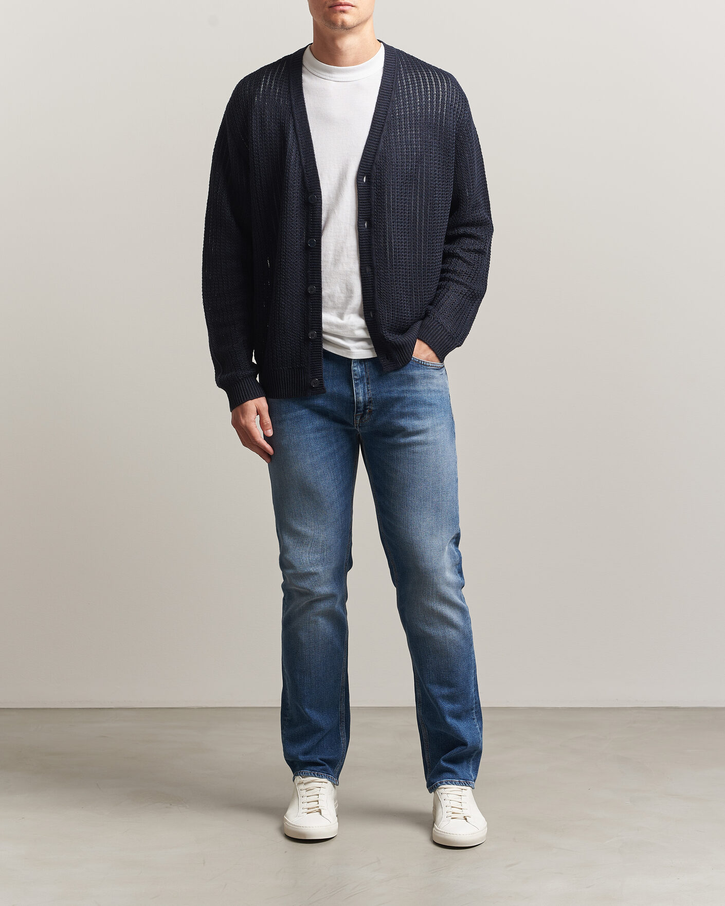 Uomini | Pantaloni | Tiger of Sweden | Des Jeans Medium Blue