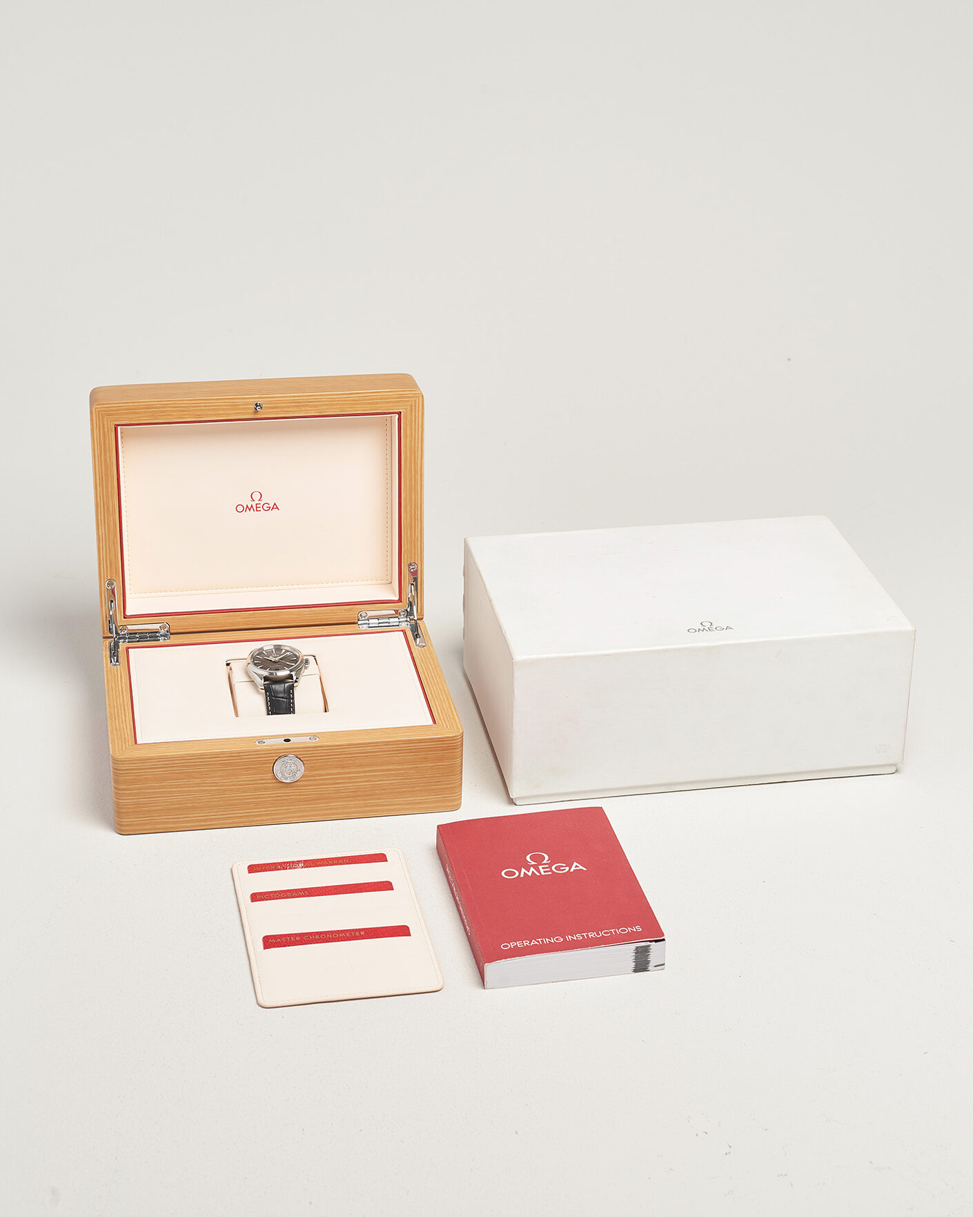 Uomini | Pre-Owned & Vintage Watches | Omega Pre-Owned | Aqua Terra