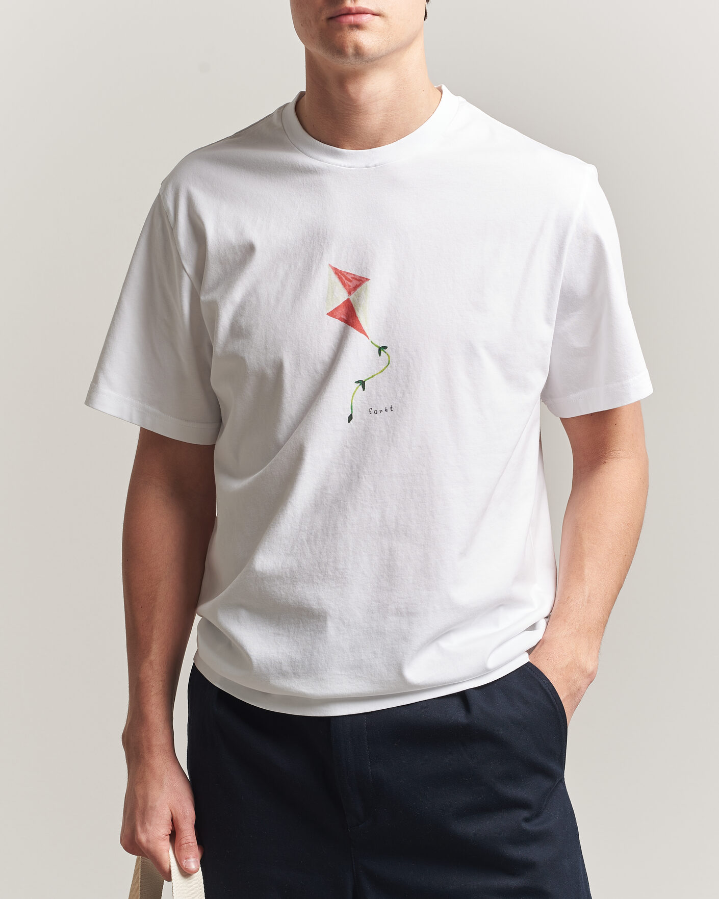 Uomini | T-shirt | Forét | Fly T-Shirt White