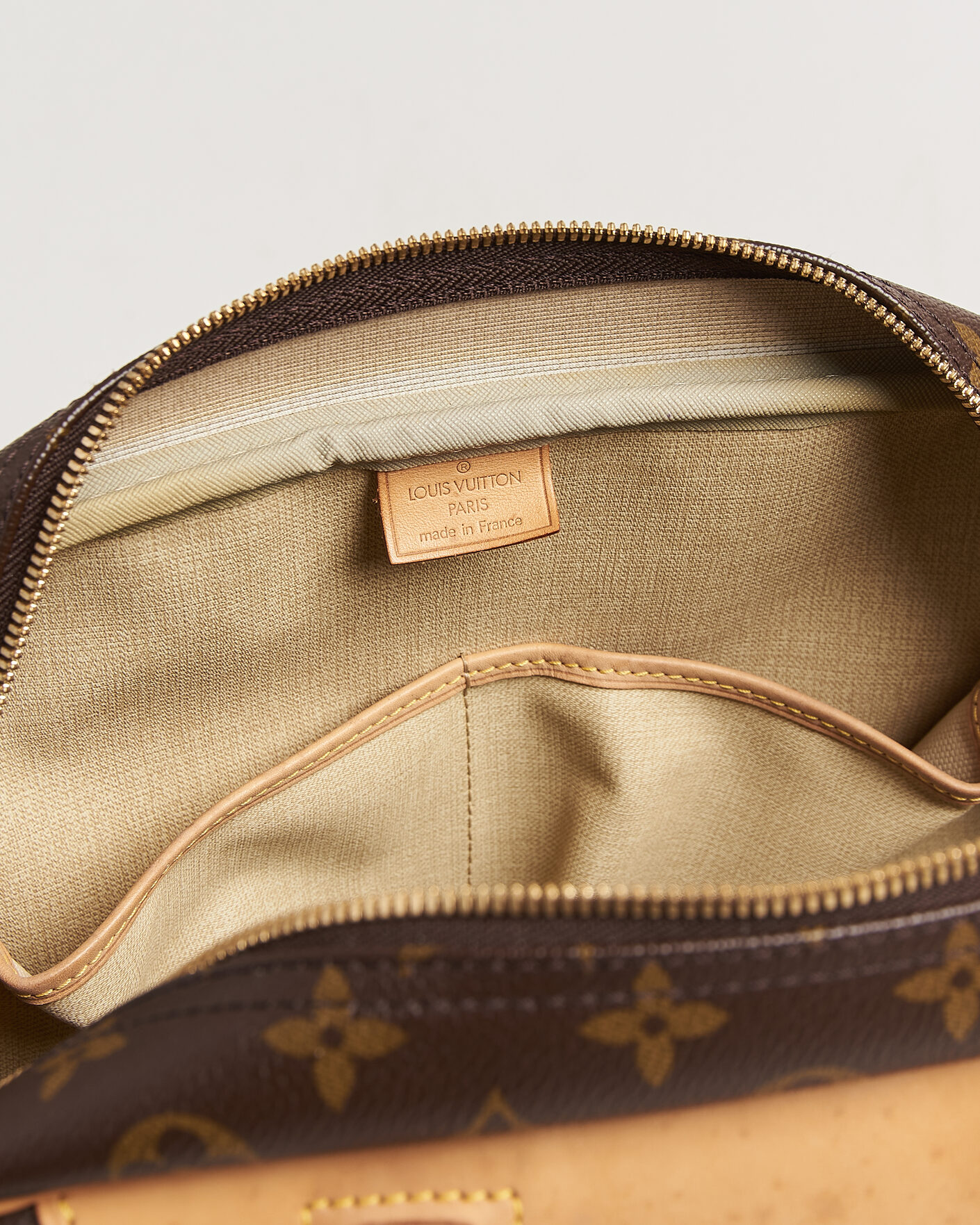 Uomini | Pre-Owned & Vintage Bags | Louis Vuitton Pre-Owned | Deauville Bag Monogram