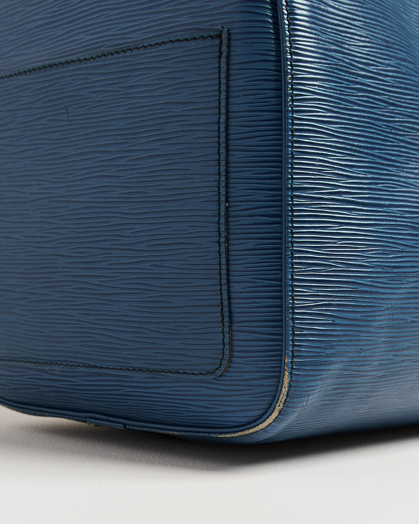 Uomini | Pre-Owned & Vintage Bags | Louis Vuitton Pre-Owned | Keepall 45 Epi Leather Blue