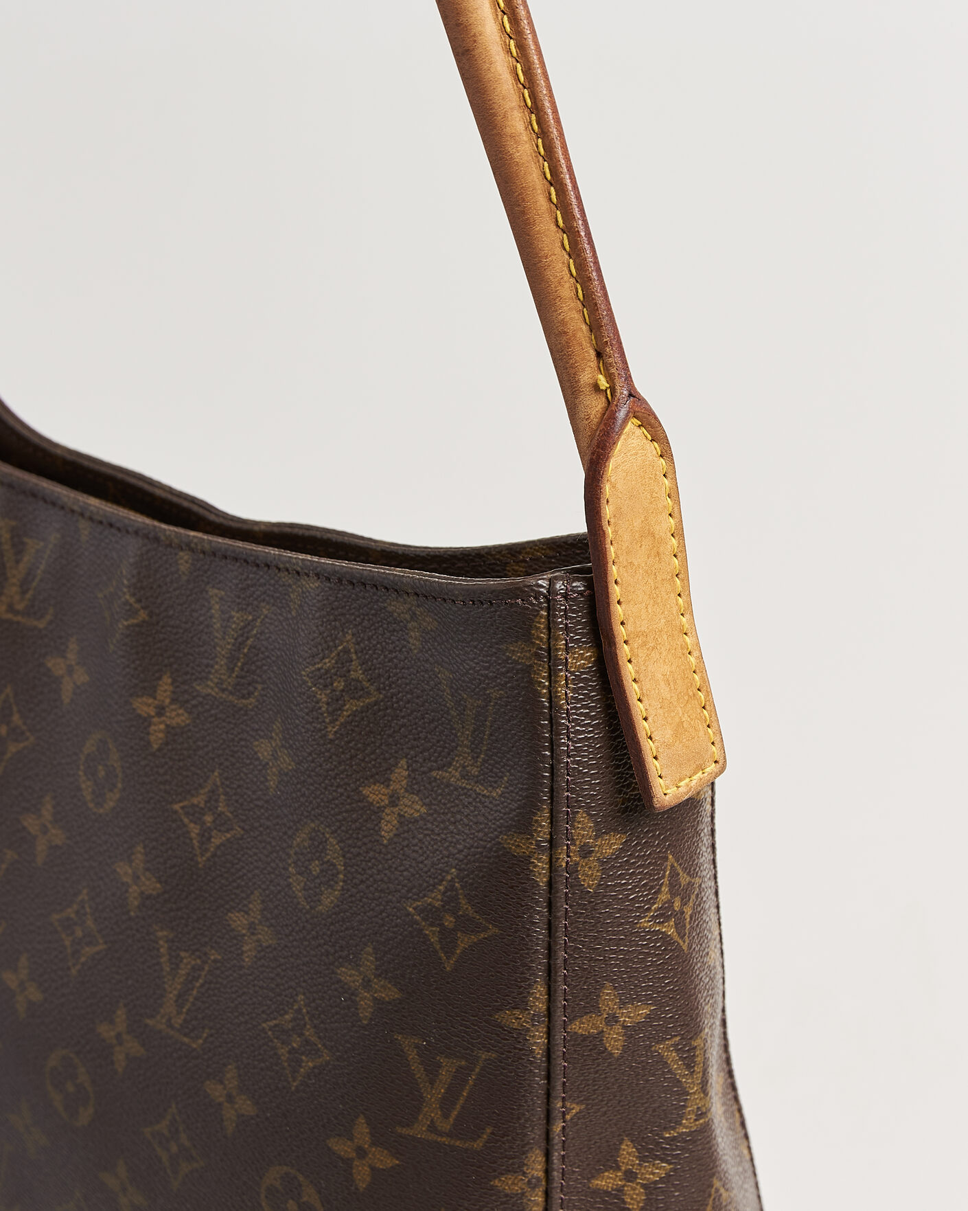 Uomini | Pre-Owned & Vintage Bags | Louis Vuitton Pre-Owned | Looping Handbag GM Monogram