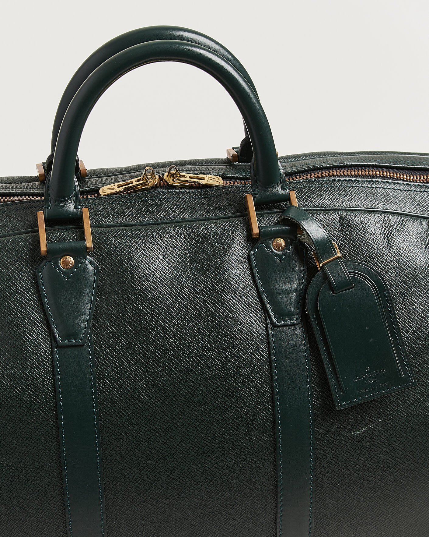 Uomini | Pre-Owned & Vintage Bags | Louis Vuitton Pre-Owned | Taiga Kendall GM Bag Green