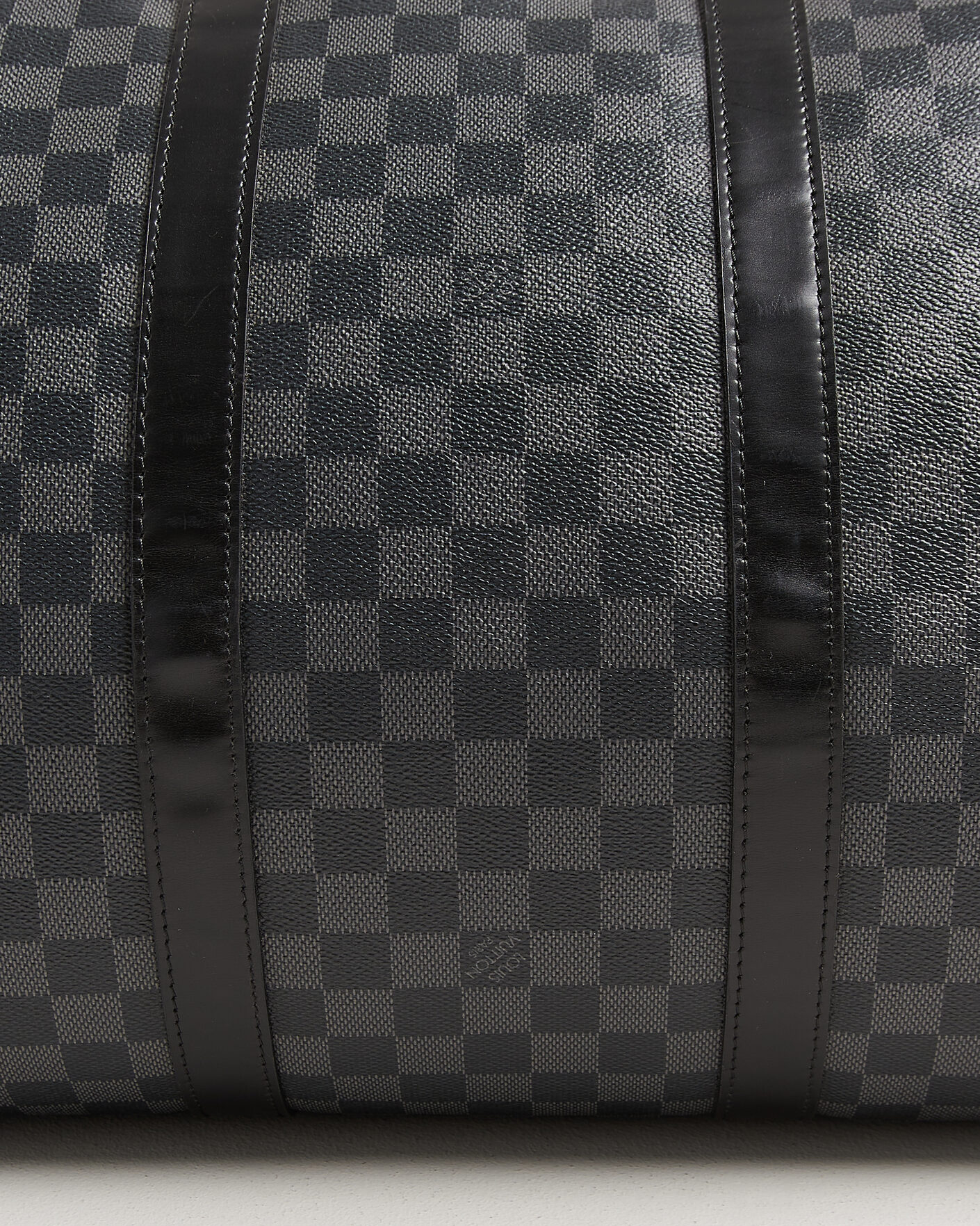 Uomini | Pre-Owned & Vintage Bags | Louis Vuitton Pre-Owned | Keepall Bandouliére 55 Damier Graphite