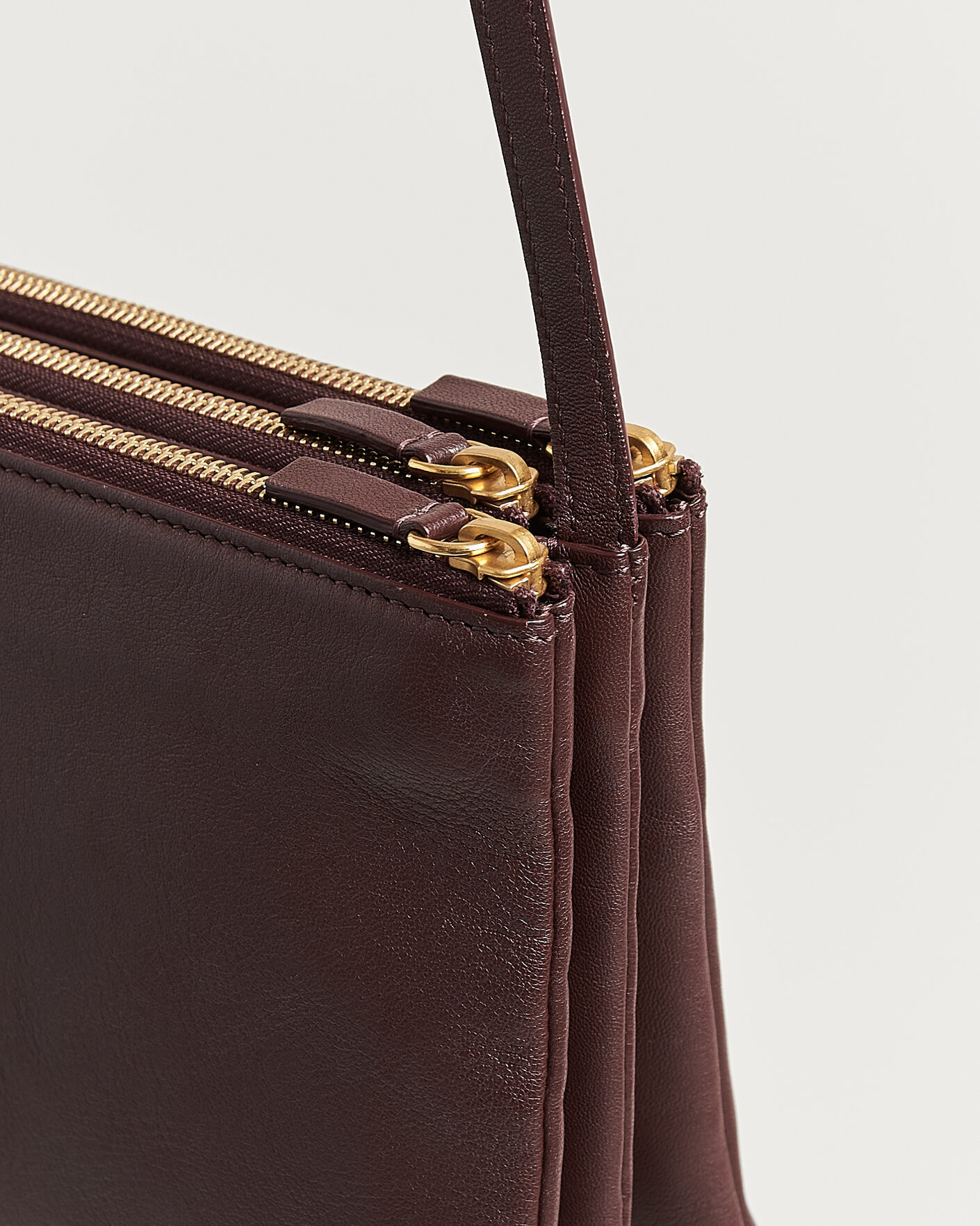 Uomini | Pre-Owned & Vintage Bags | Celine Pre-Owned | Trio Bag Medium Leather Burgundy