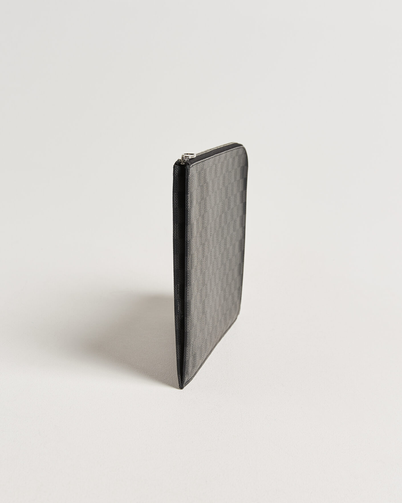 Uomini | Pre-Owned & Vintage Bags | Louis Vuitton Pre-Owned | Pochette Jules Damier Graphite