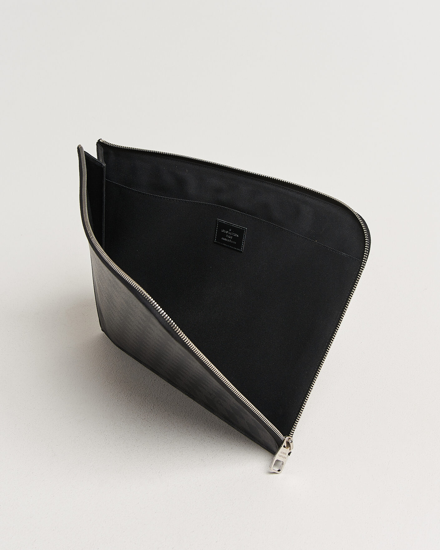 Uomini | Pre-Owned & Vintage Bags | Louis Vuitton Pre-Owned | Pochette Jules Damier Graphite