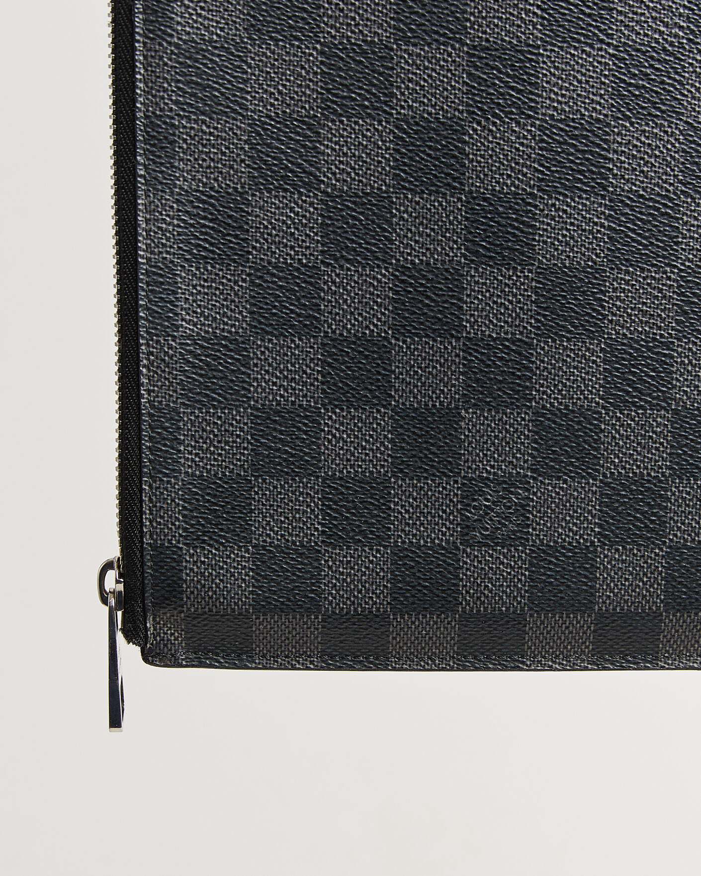 Uomini | Pre-Owned & Vintage Bags | Louis Vuitton Pre-Owned | Pochette Jules Damier Graphite