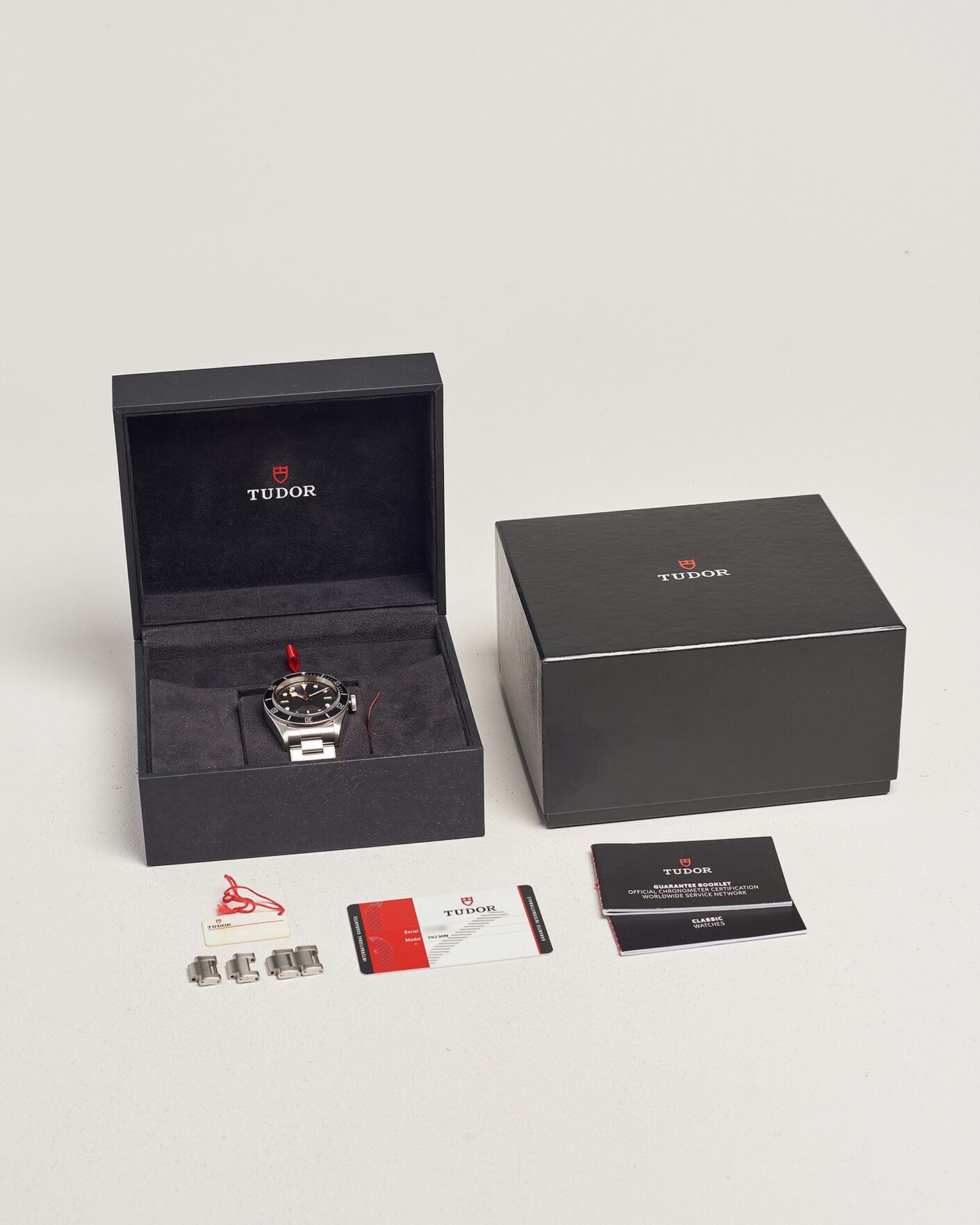 Uomini | Pre-Owned & Vintage Watches | Tudor Pre-Owned | Black Bay 