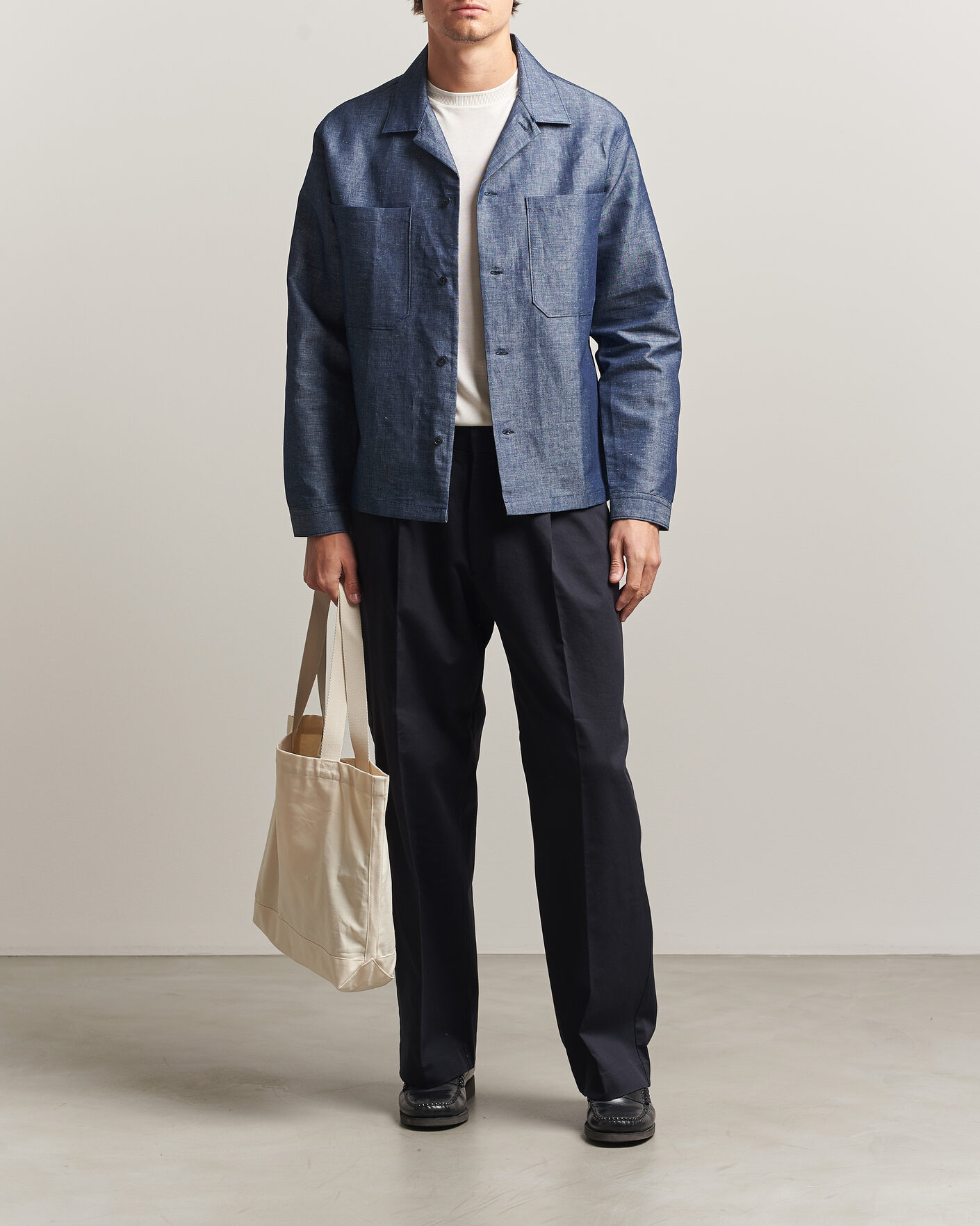 Uomini | Pantaloni | NN07 | Kay Relaxed Fit Pleated Cotton Trousers Navy Blue