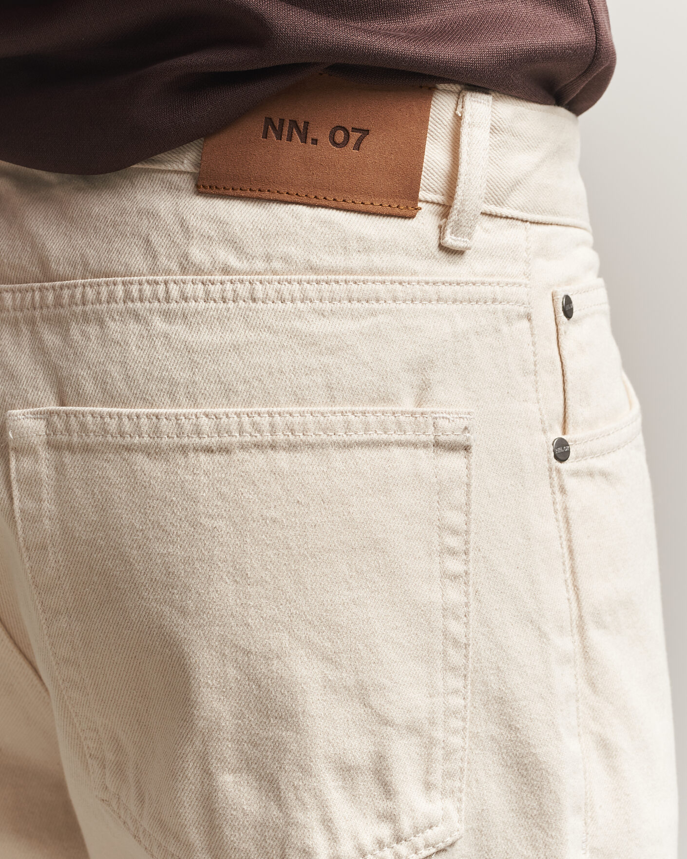 Uomini | Jeans | NN07 | Otis Relaxed Fit Jeans Ecru