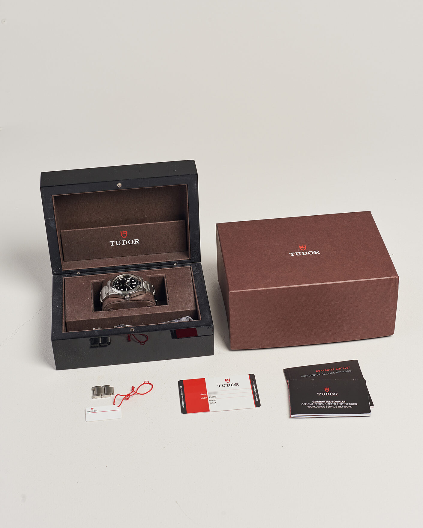 Uomini | Pre-Owned & Vintage Watches | Tudor Pre-Owned | Black Bay 36