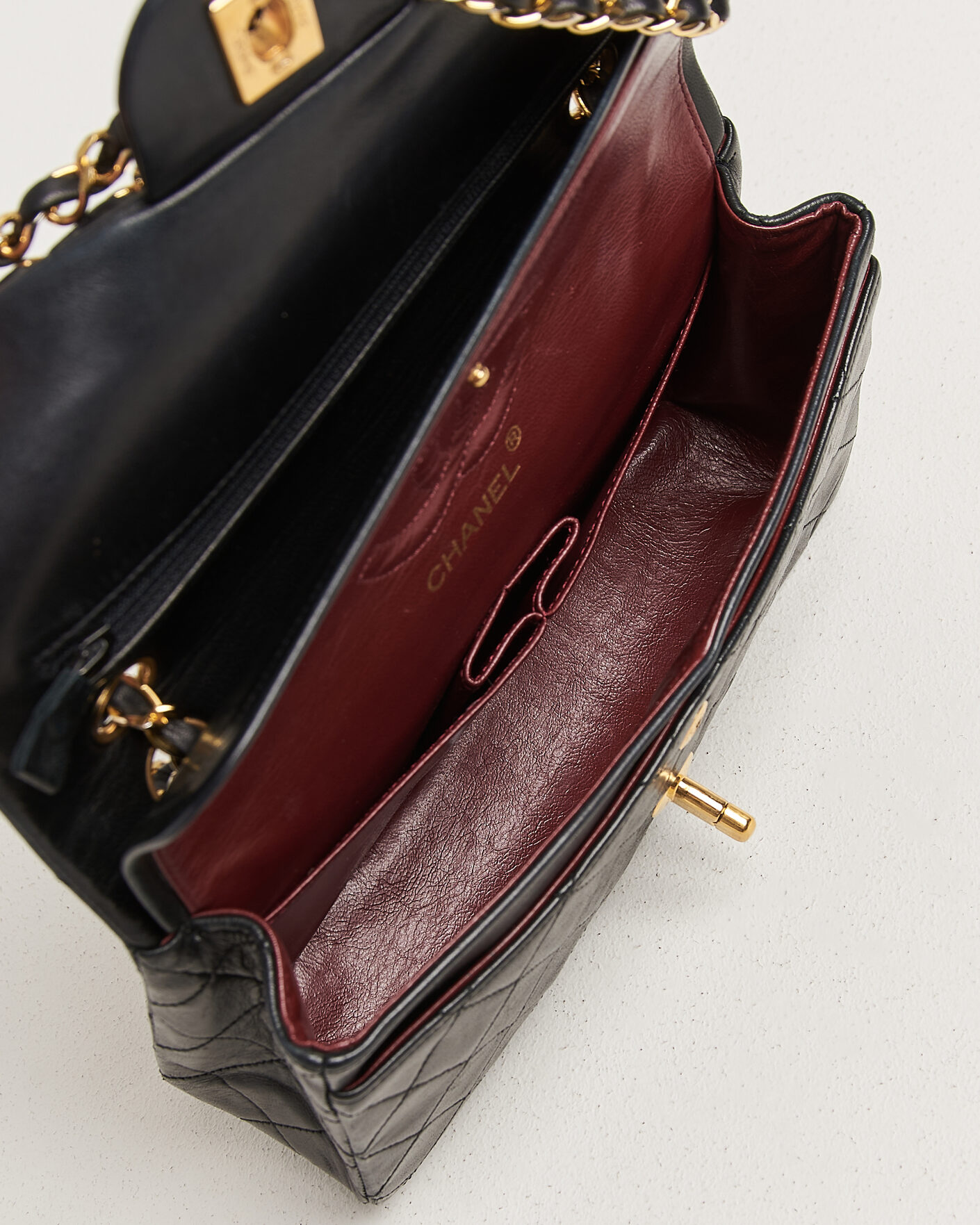 Uomini | Pre-Owned & Vintage Bags | Chanel Pre-Owned | Classic Small Double Flap Bag Black