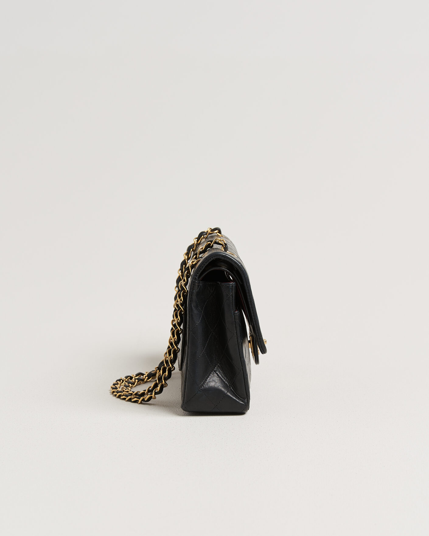 Uomini | Pre-Owned & Vintage Bags | Chanel Pre-Owned | Classic Medium Double Flap Bag Black