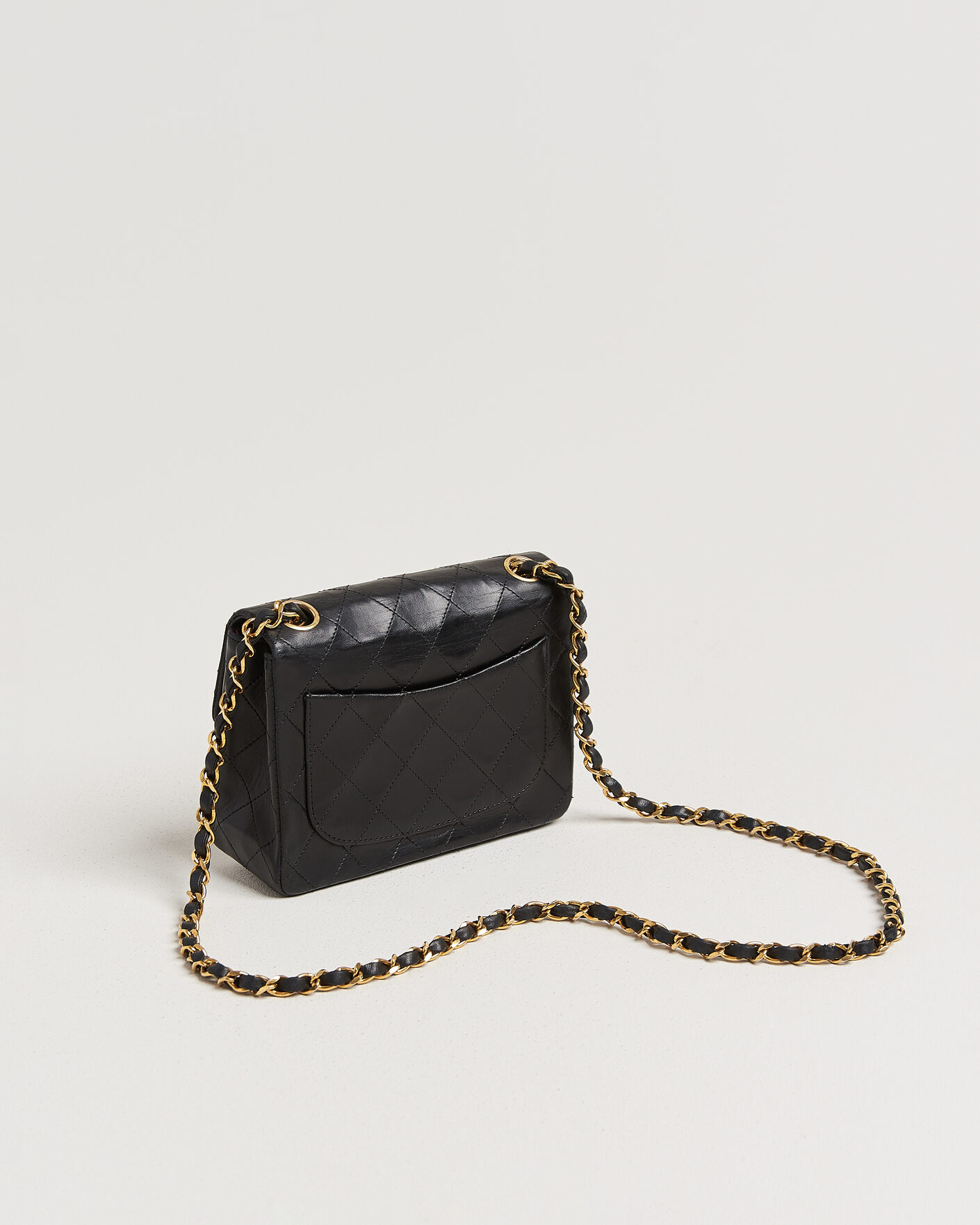 Uomini | Pre-Owned & Vintage Bags | Chanel Pre-Owned | Classic Mini Single Flap Square Bag Black