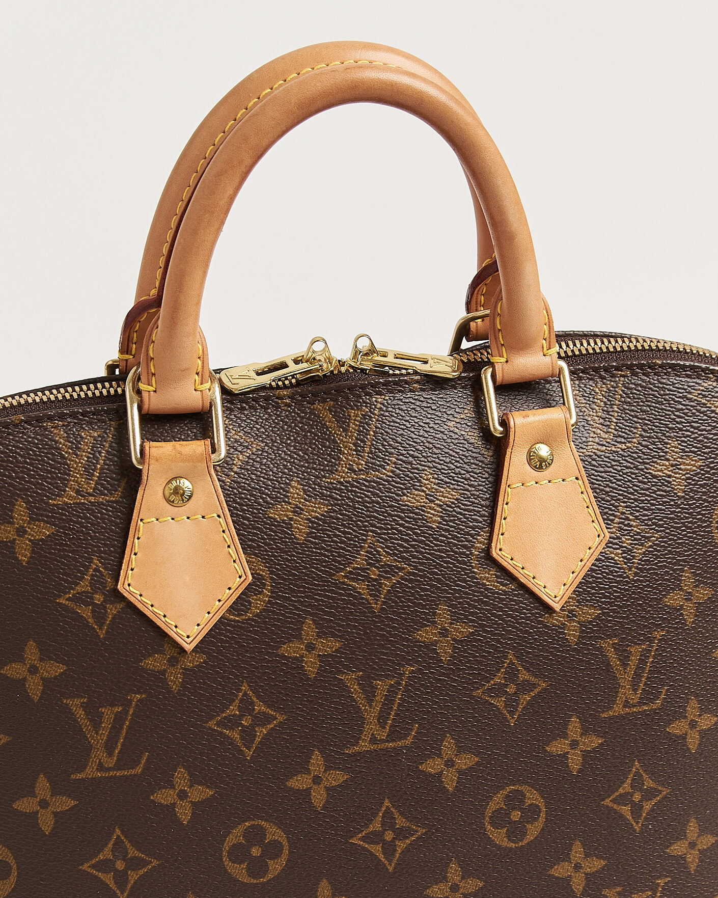Uomini | Pre-Owned & Vintage Bags | Louis Vuitton Pre-Owned | Alma Bag PM Monogram