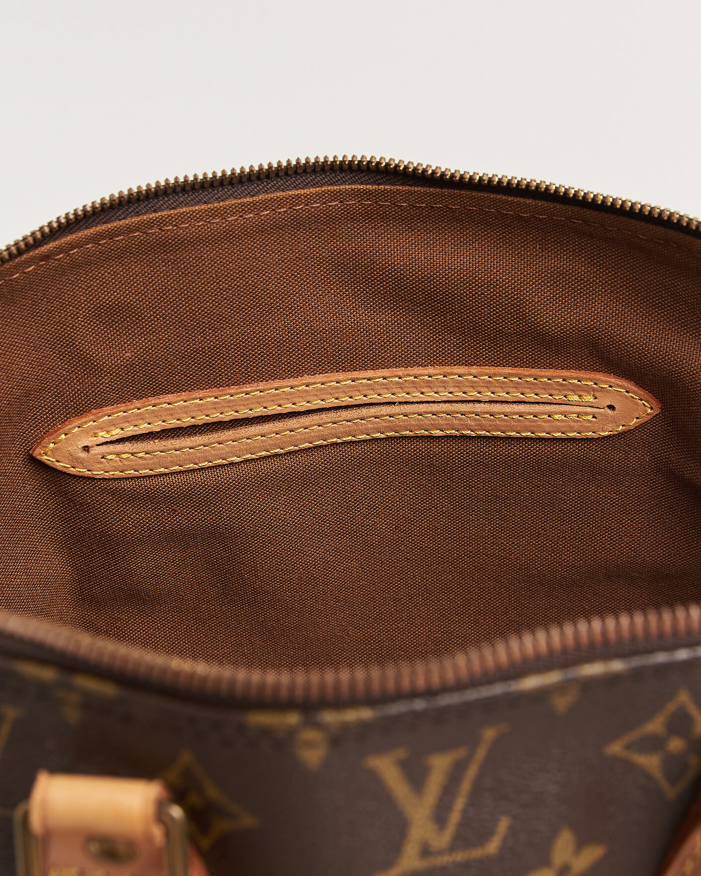 Uomini | Pre-Owned & Vintage Bags | Louis Vuitton Pre-Owned | Alma Bag PM Monogram